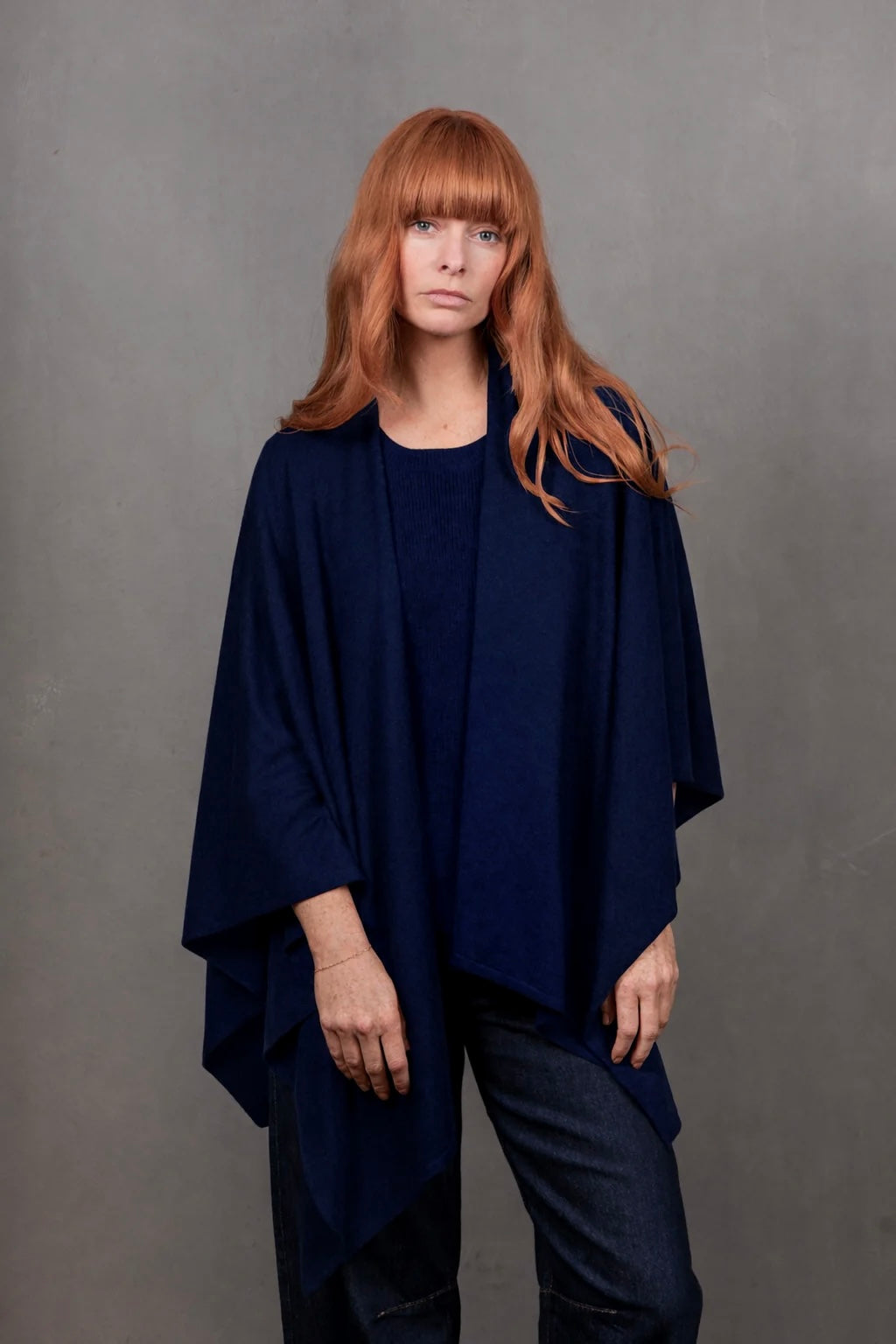 BRIDGE & LORD MERINO CASHMERE WRAP NAVY