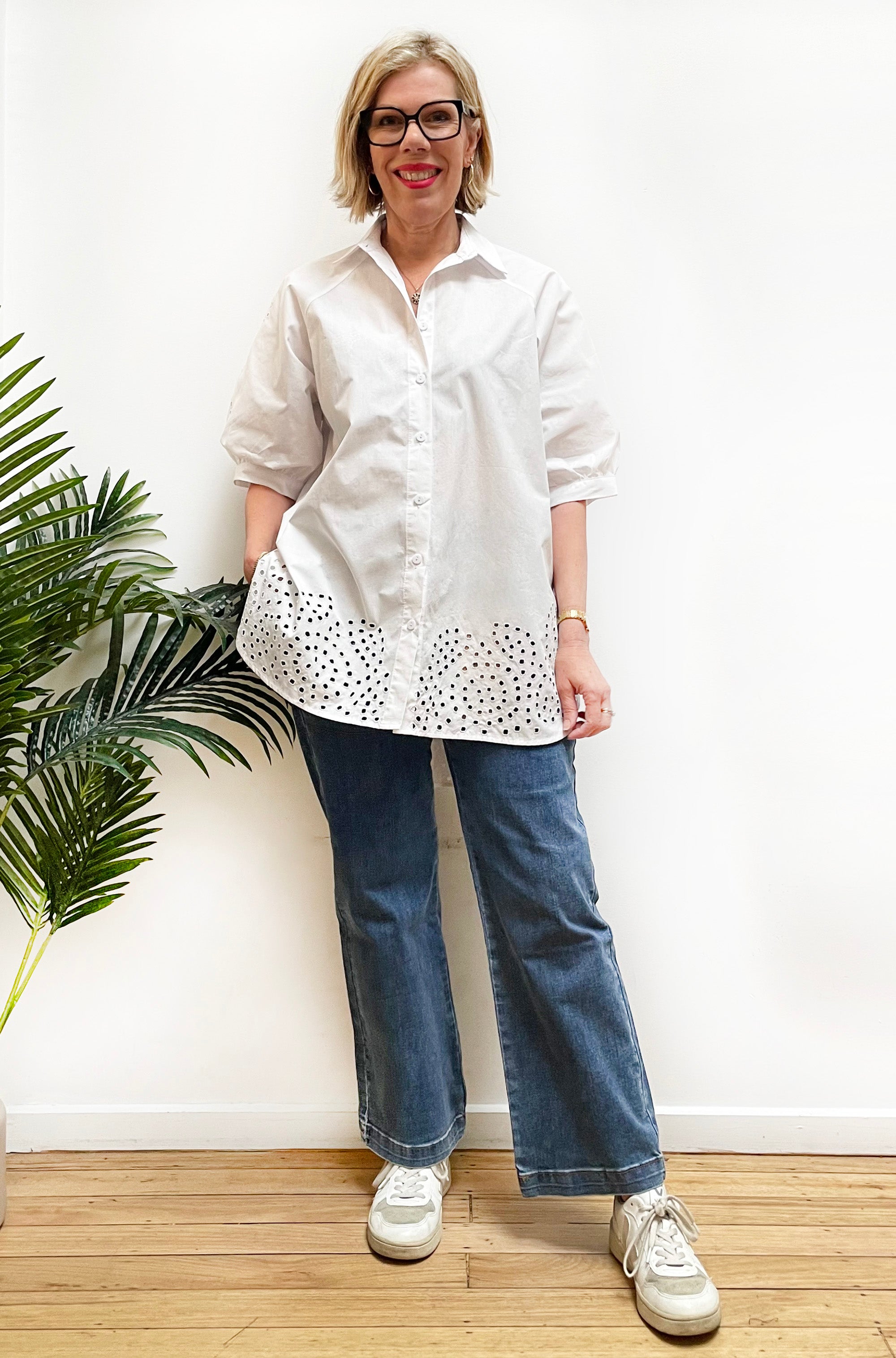 COTTON GATHERED SLEEVE CUTWORK SHIRT WHITE