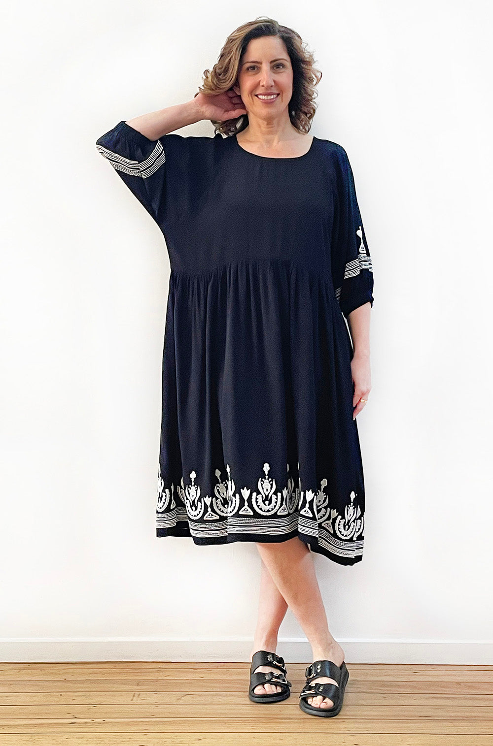 VISCOSE EMBROIDERED DRESS BLACK