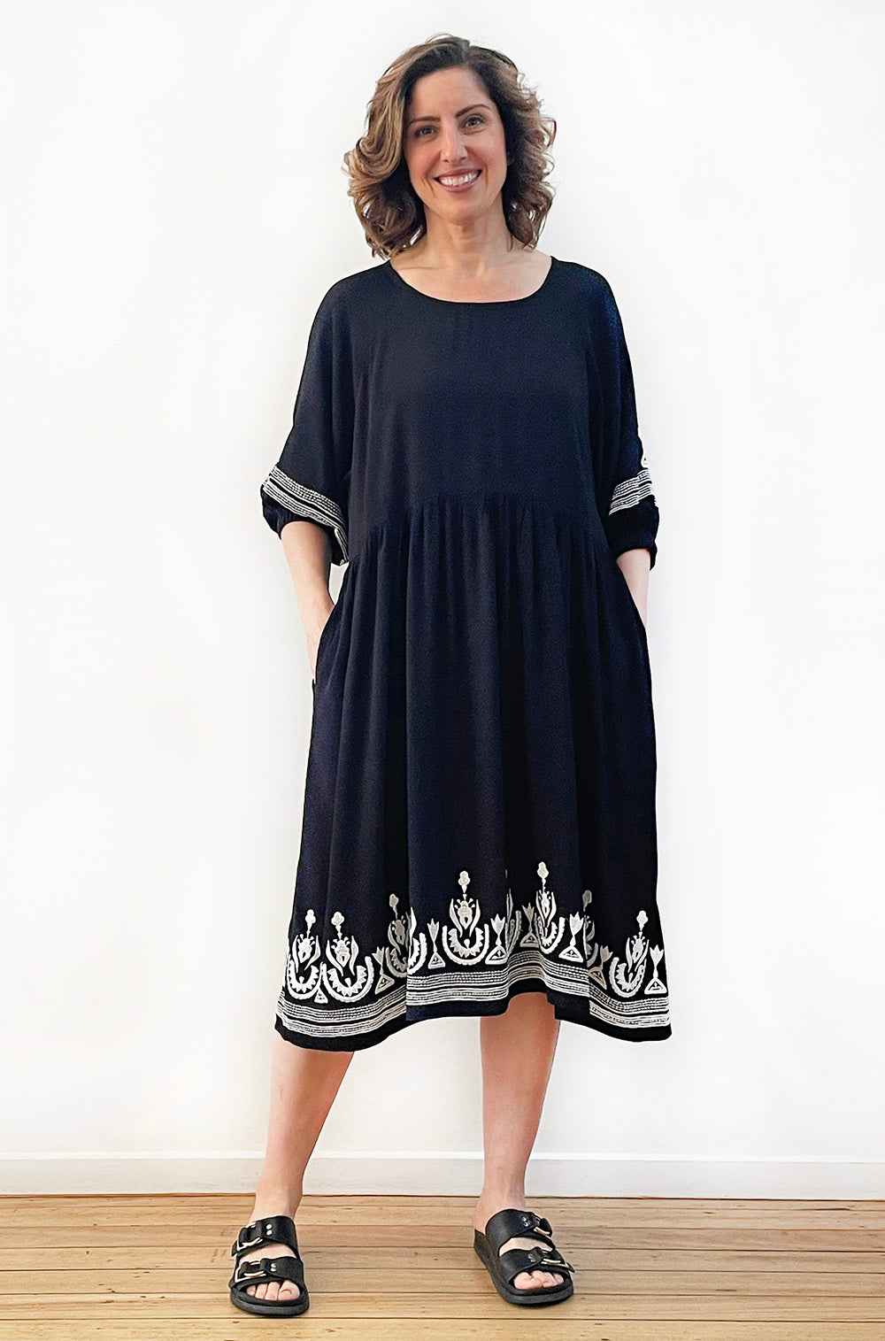 VISCOSE EMBROIDERED DRESS BLACK