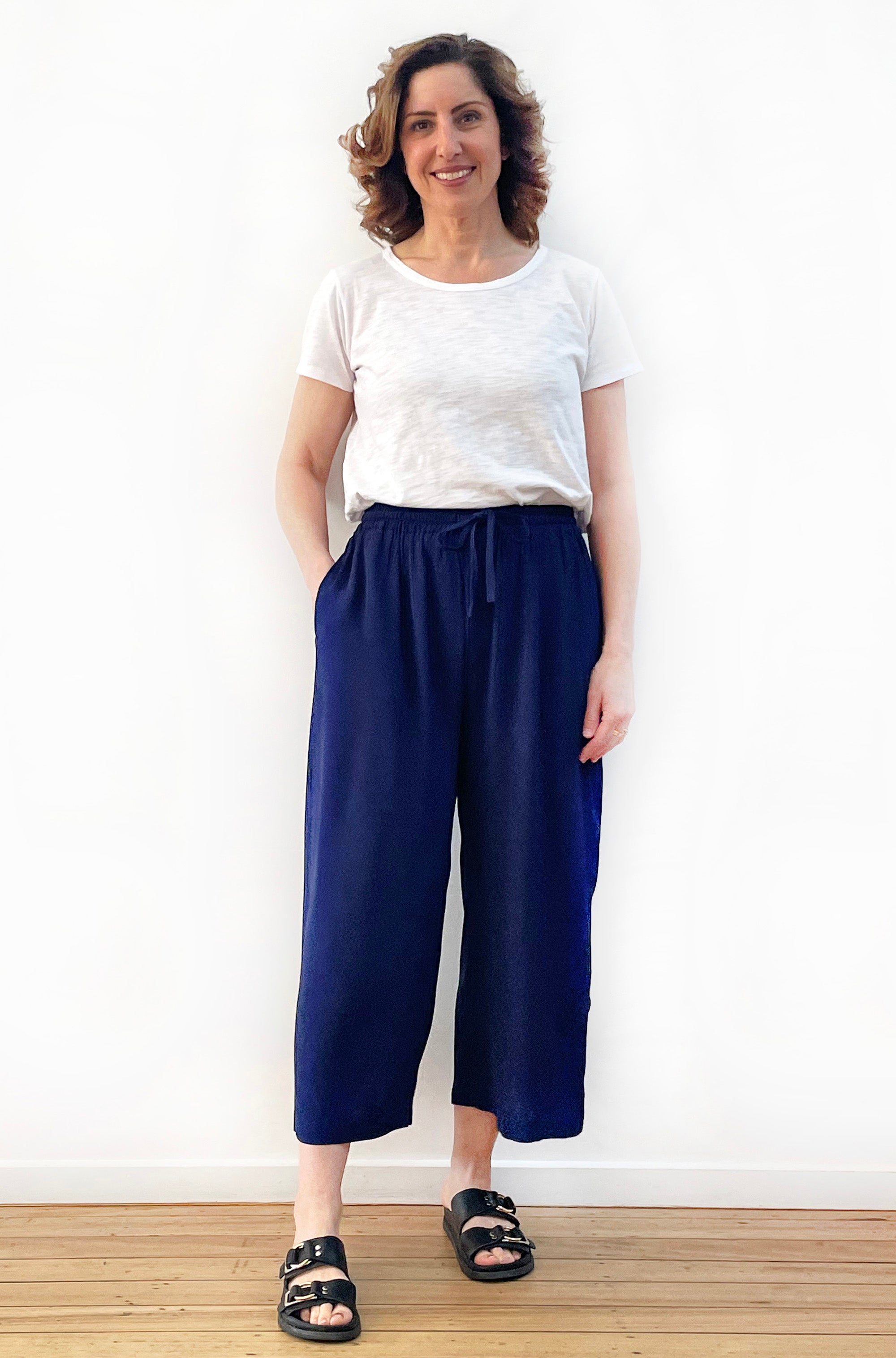 VISCOSE CROPPED WIDE LEG PANT NAVY