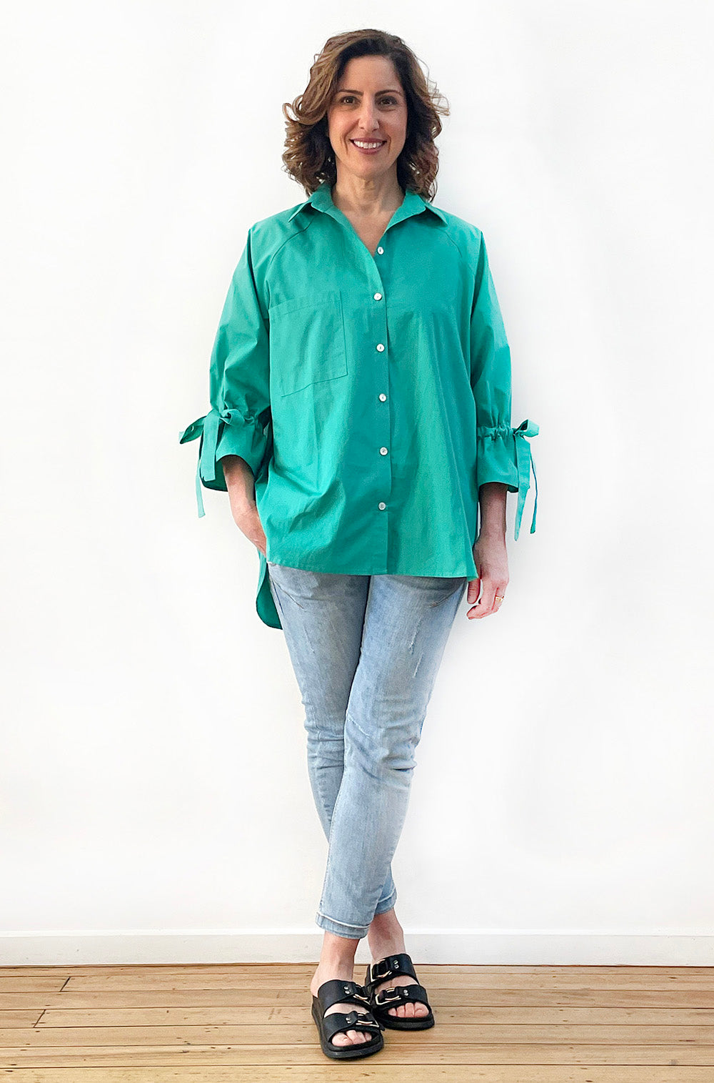 COTTON TIE SLEEVE RAGLAN SHIRT JADE GREEN