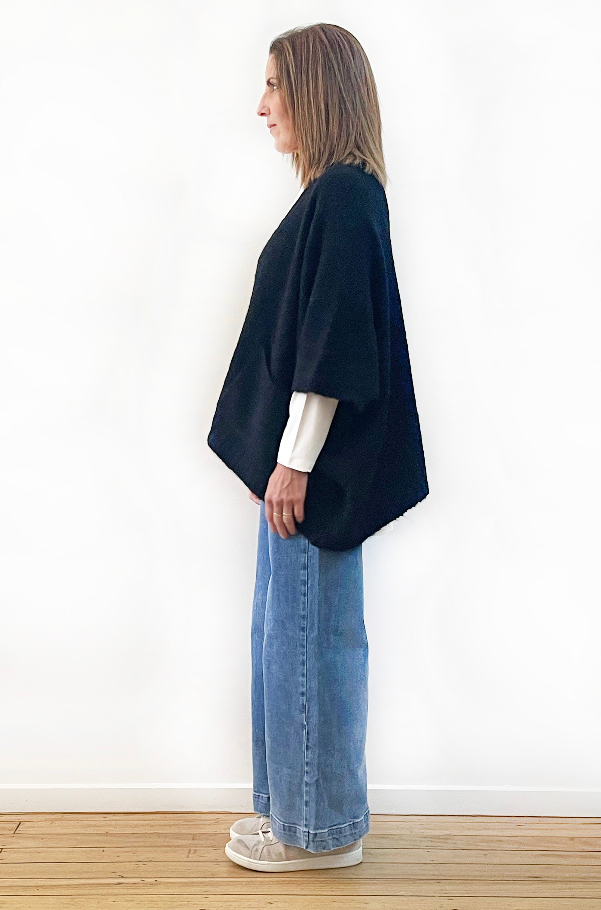ALPACA WOOL BLEND SLEEVELESS OVERSIZED CARDI BLACK