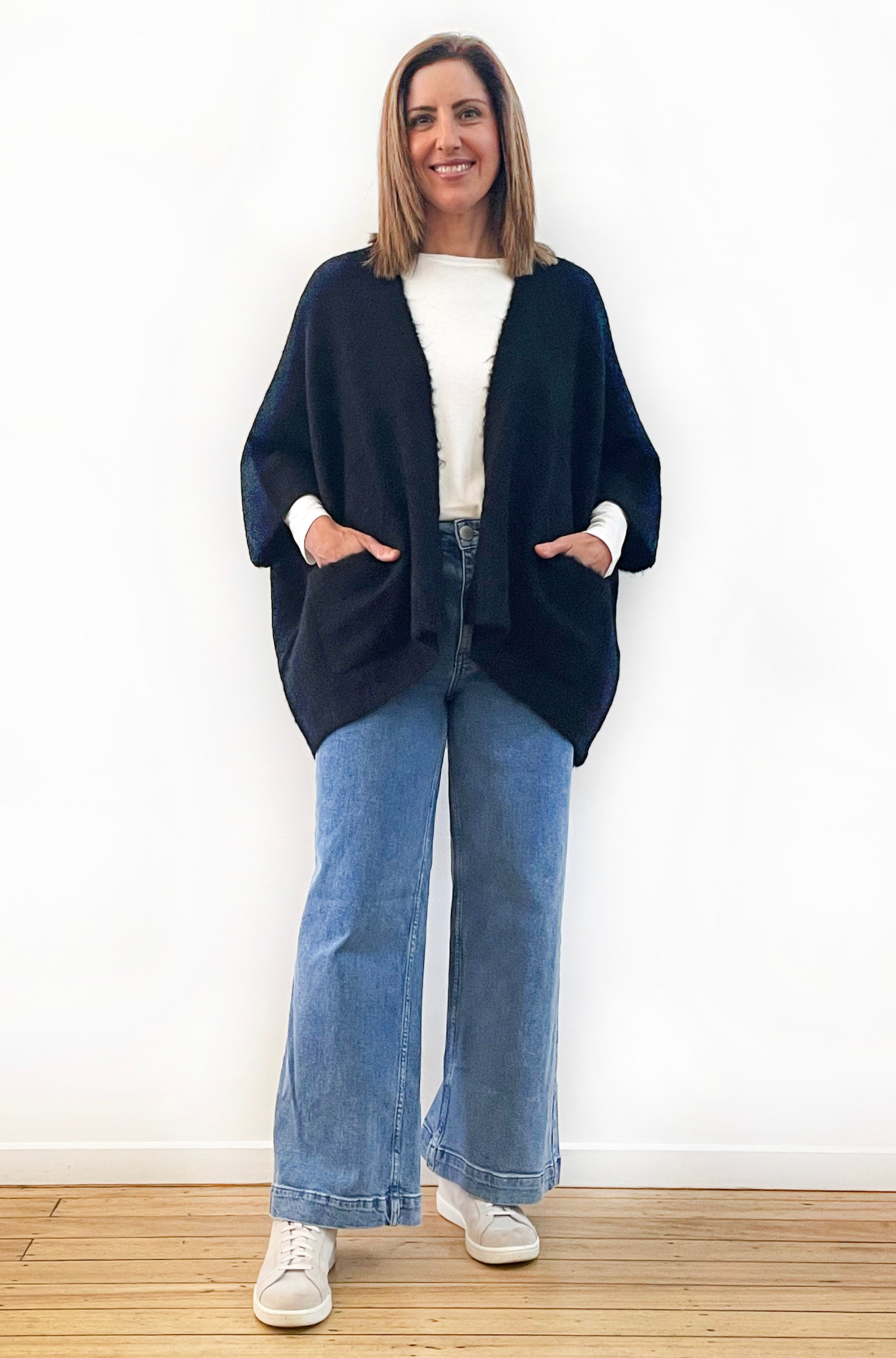 ALPACA WOOL BLEND SLEEVELESS OVERSIZED CARDI BLACK