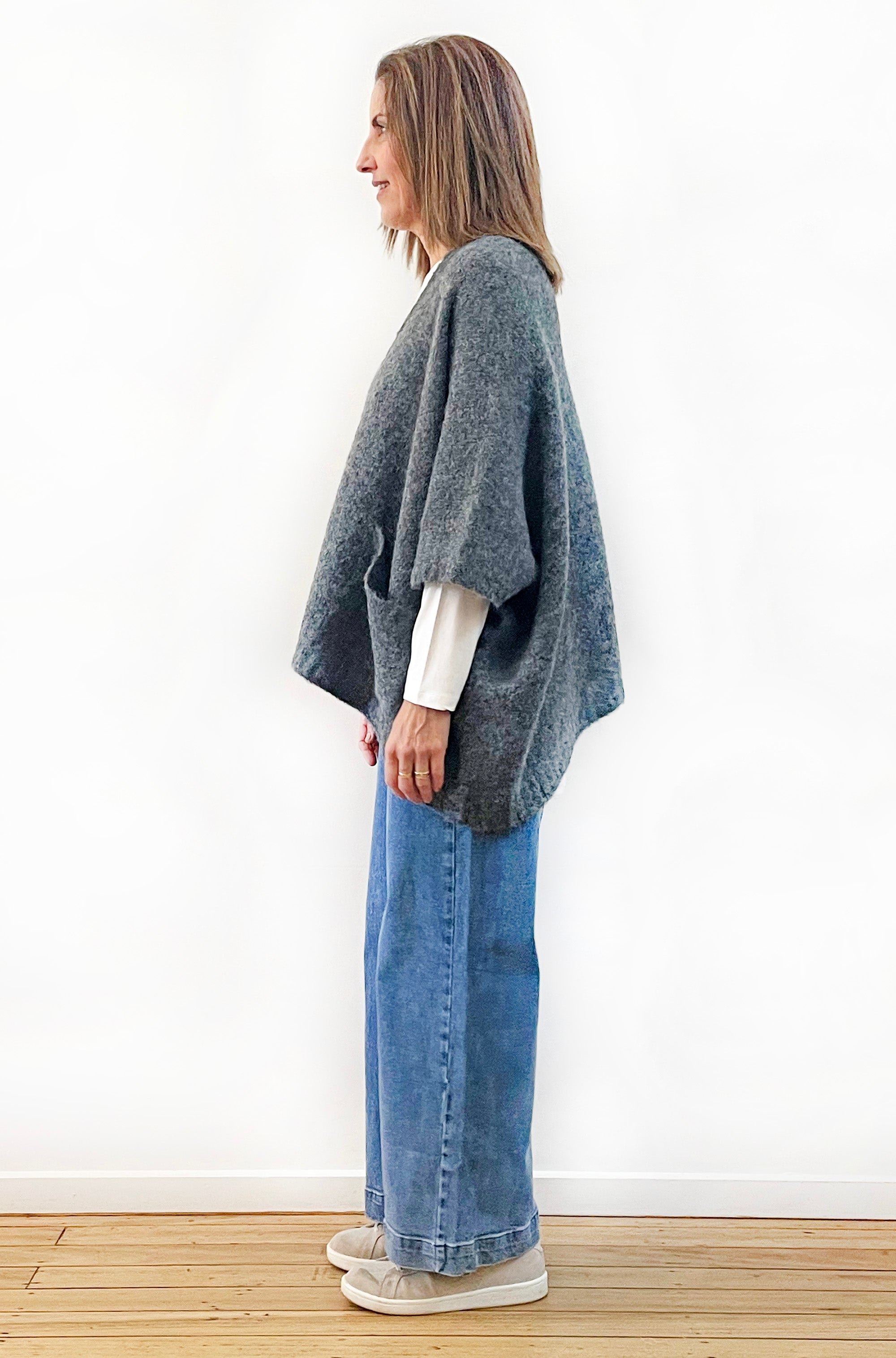 ALPACA WOOL BLEND SLEEVELESS OVERSIZED CARDI GREY