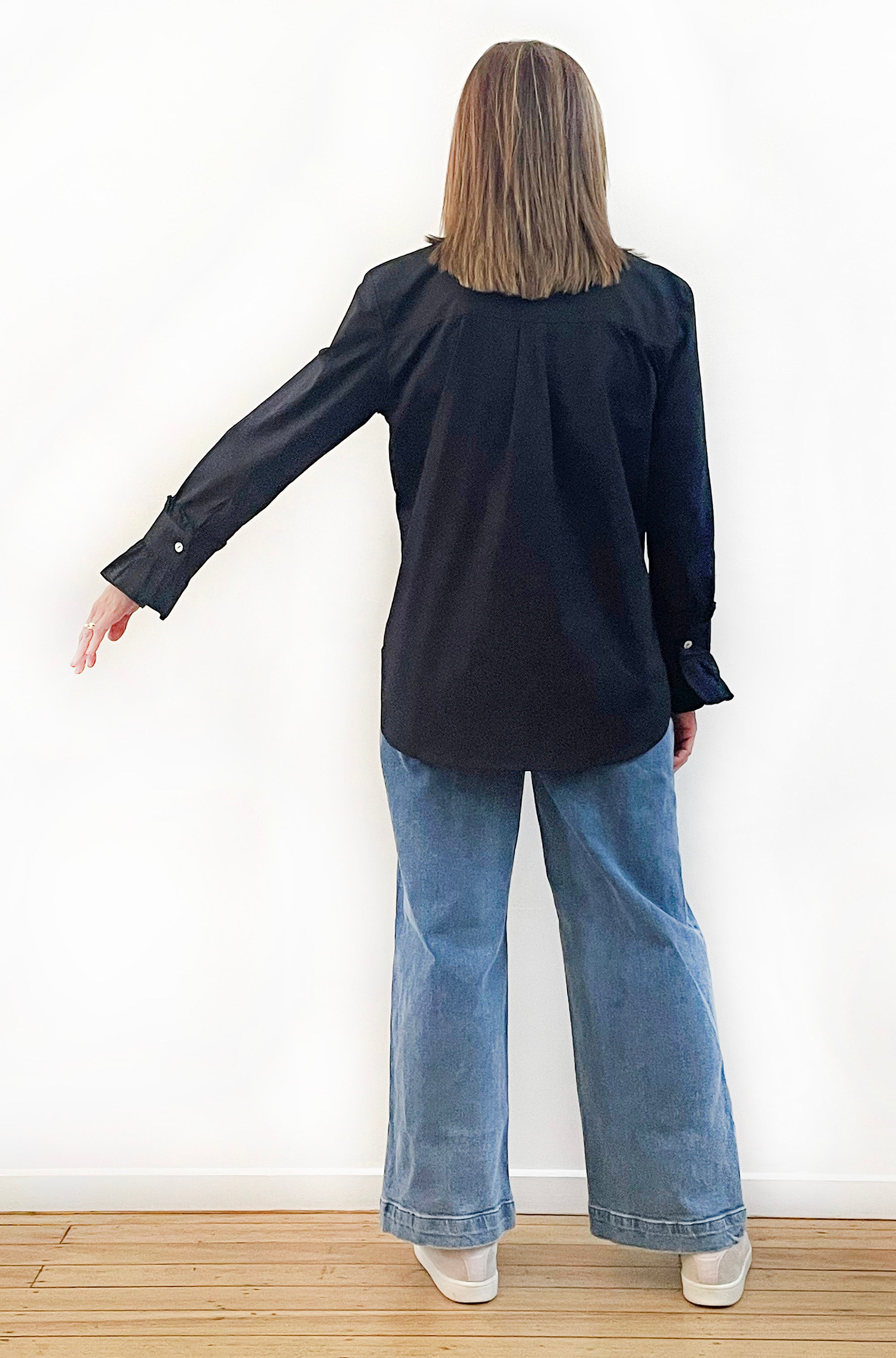 COTTON SLIM CUT CLASSIC FRILL CUFF SHIRT BLACK