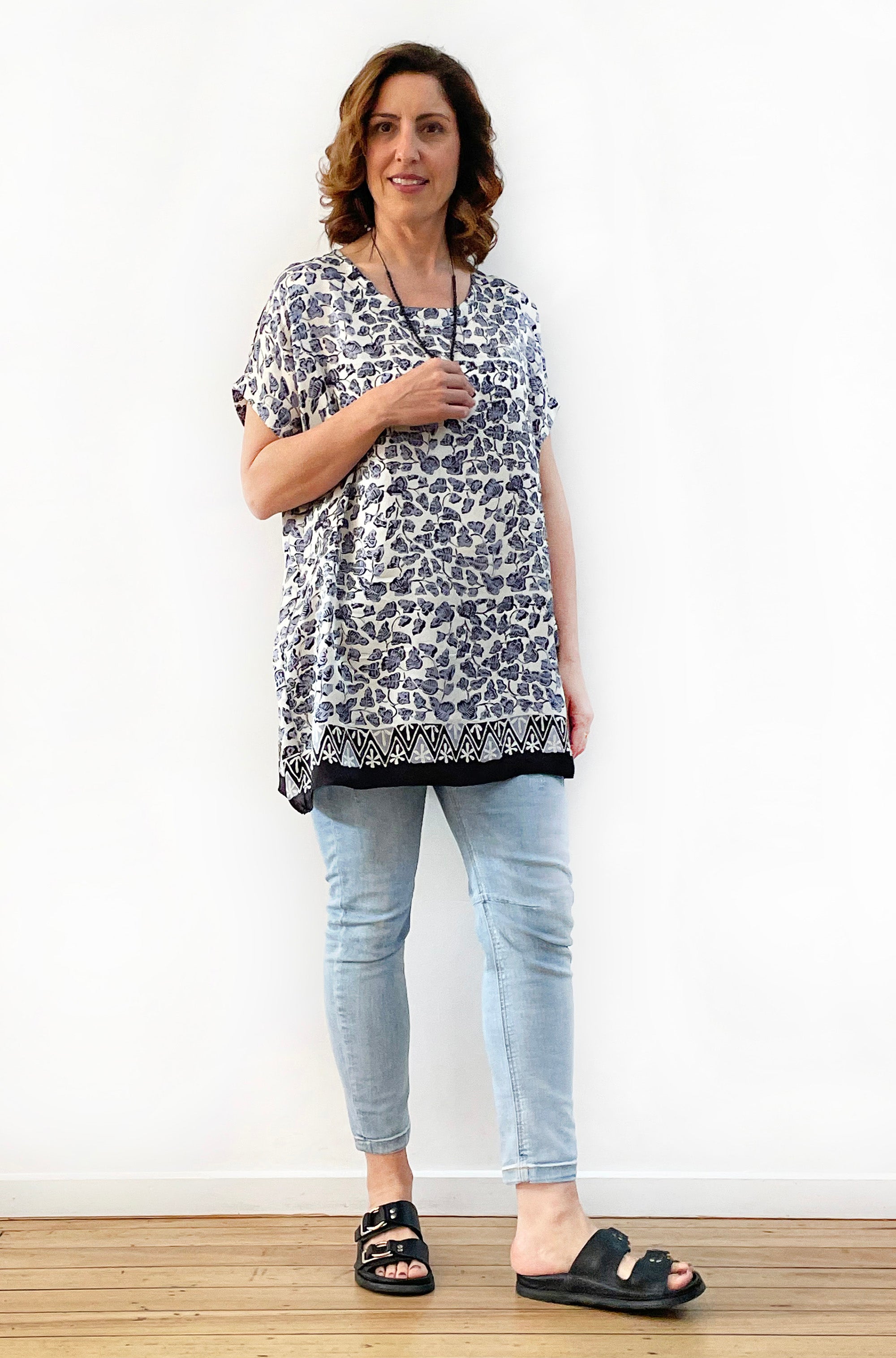 SILK TUNIC IN BLUE LEAF PRINT