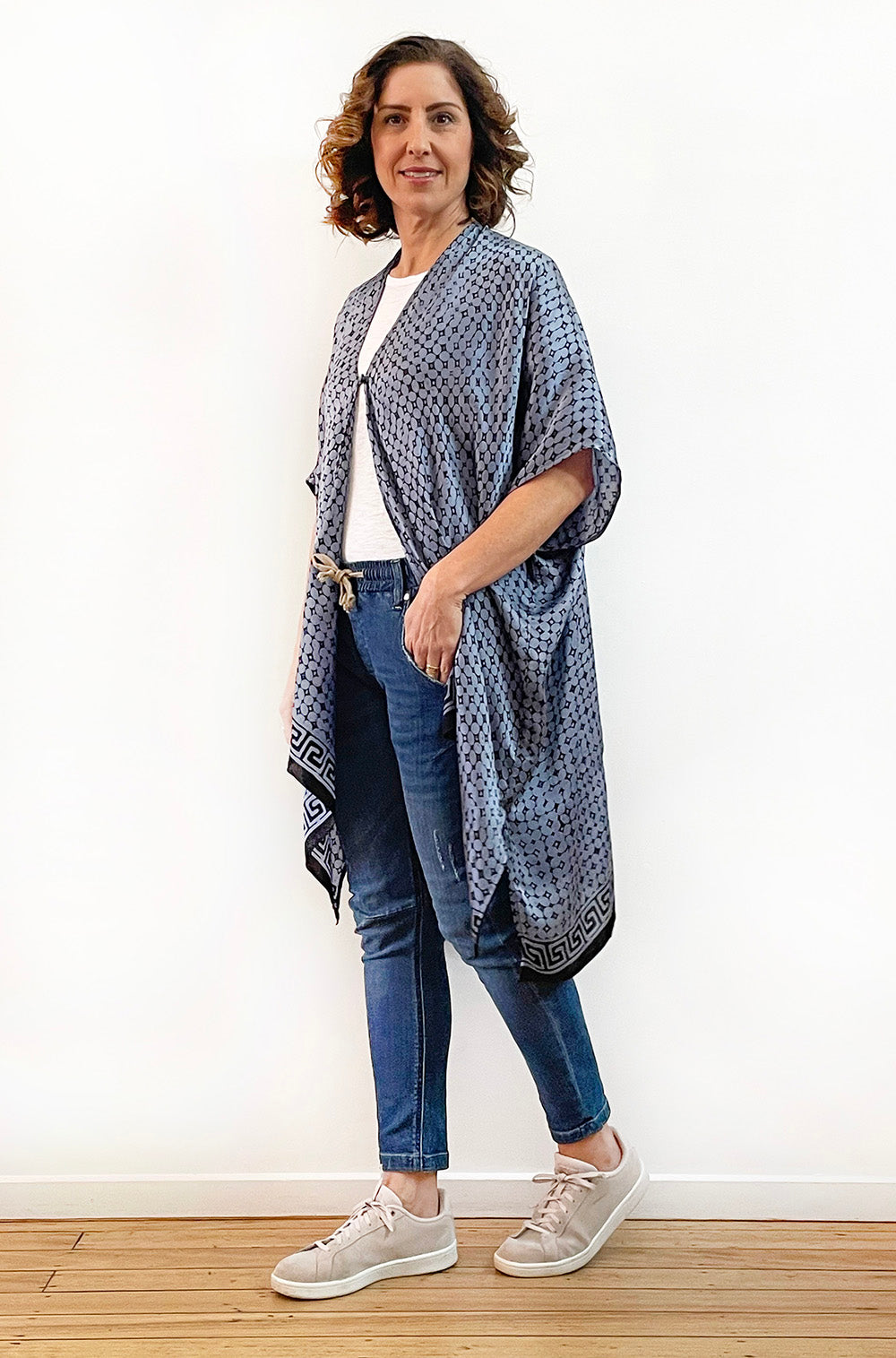 SILK KIMONO IN SLATE BLUE TILE PRINT