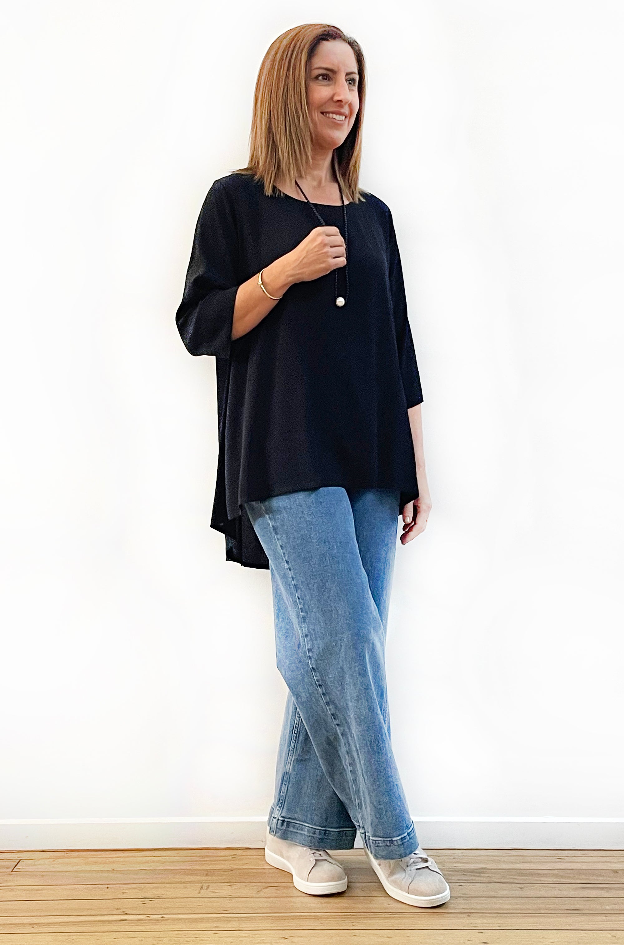VISCOSE 3/4 SLEEVE HI LO TOP BLACK