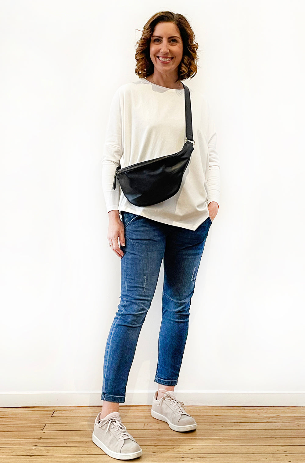 LEATHER BELT BAG BLACK