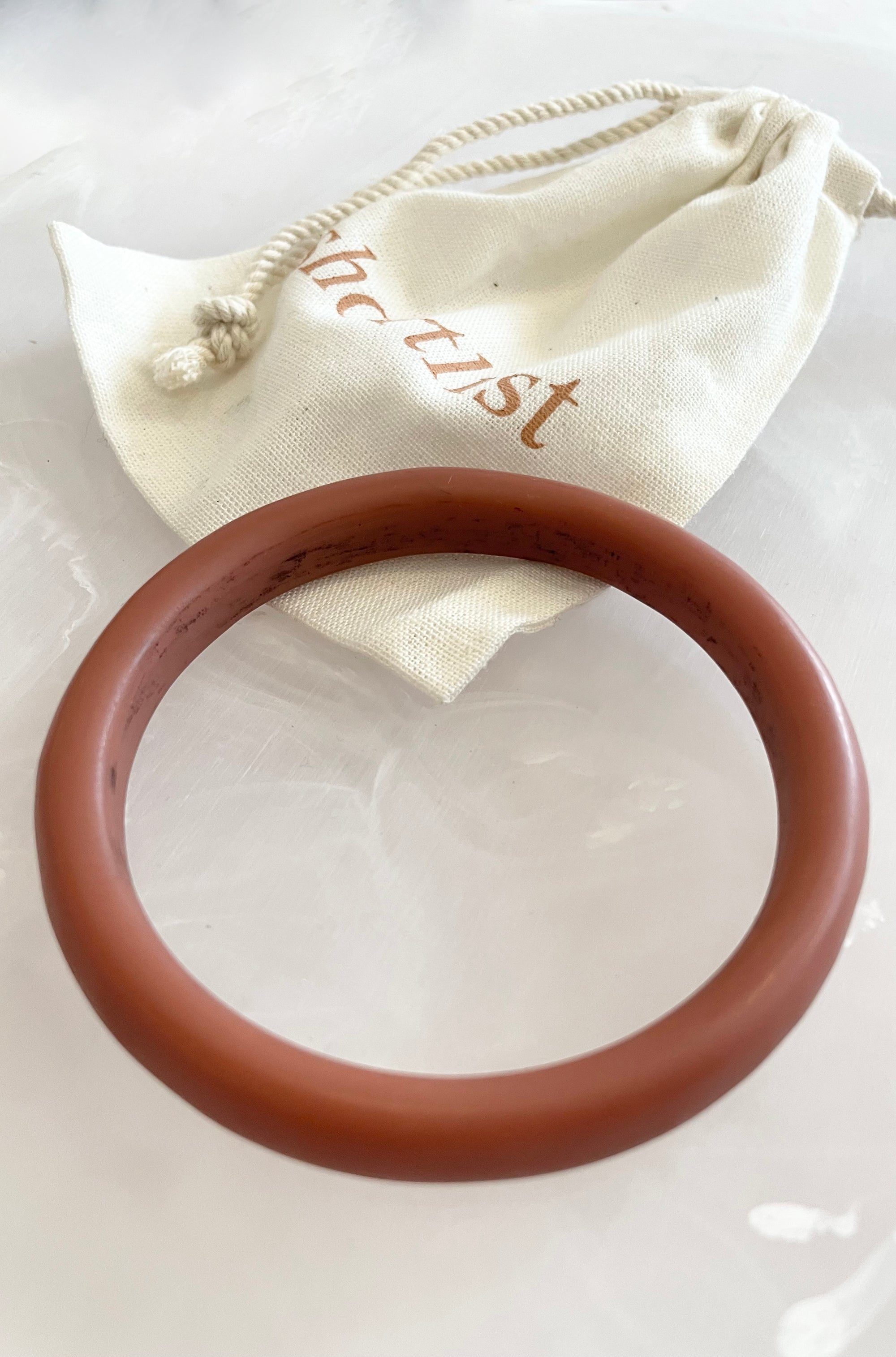 RESIN ROUND BANGLE RUST