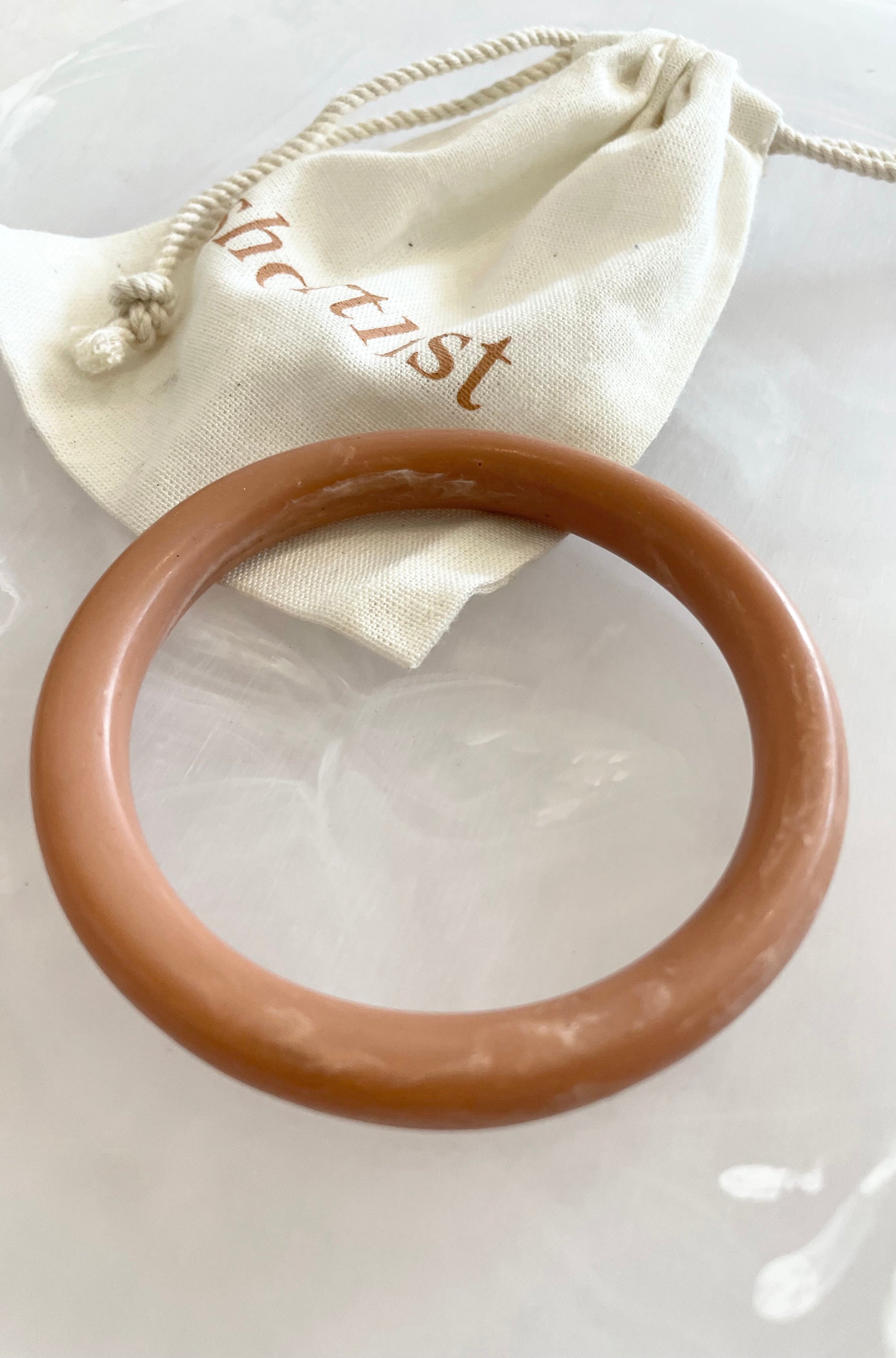 RESIN ROUND BANGLE TERRACOTTA
