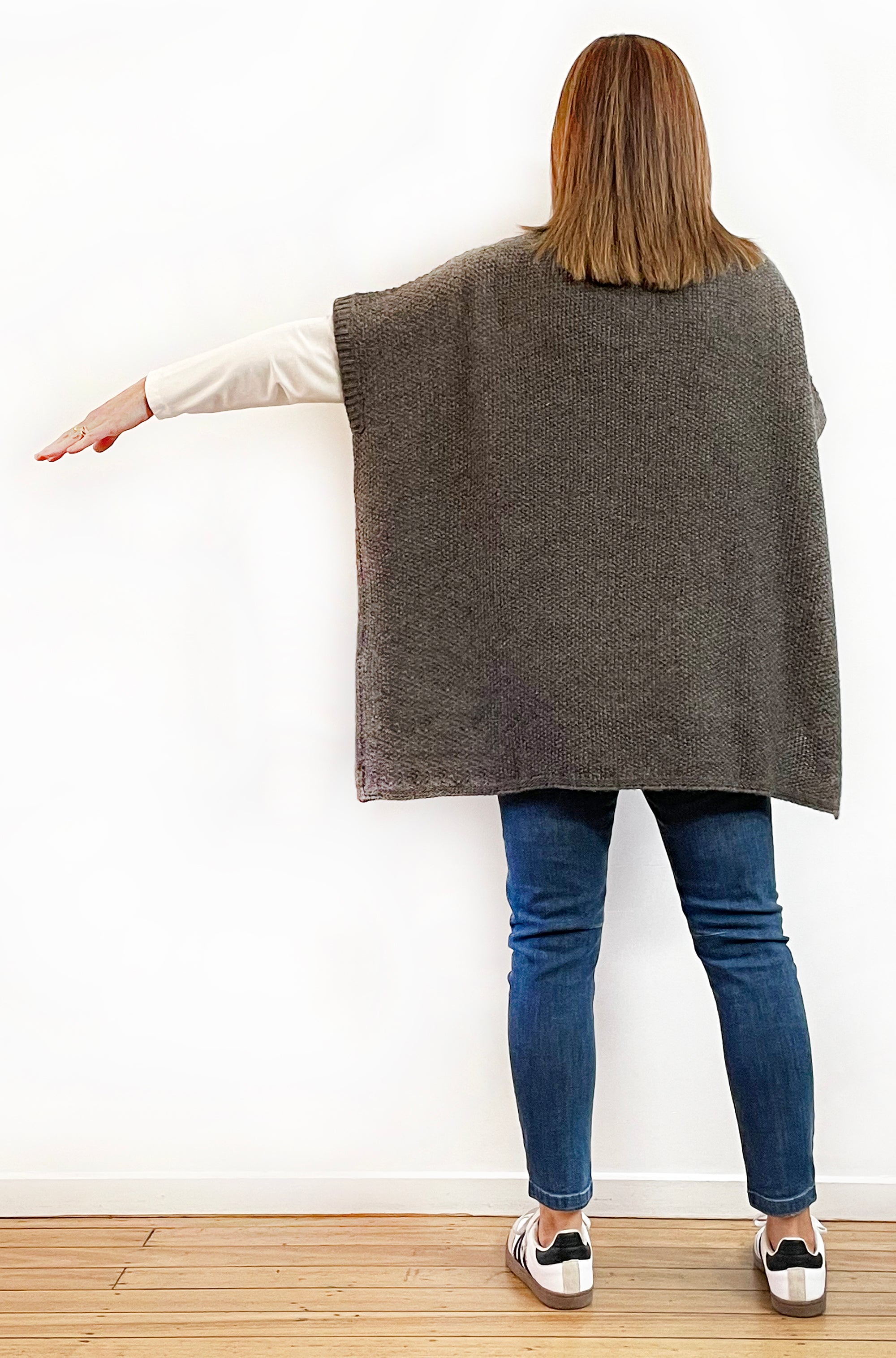 YOU'RE BEAUTIFUL KNIT DONKEY