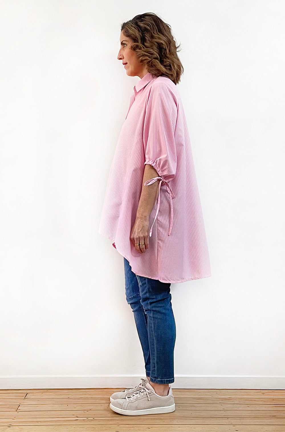 COTTON TIE SLEEVE HI LO SWING SHIRT PINK STRIPE