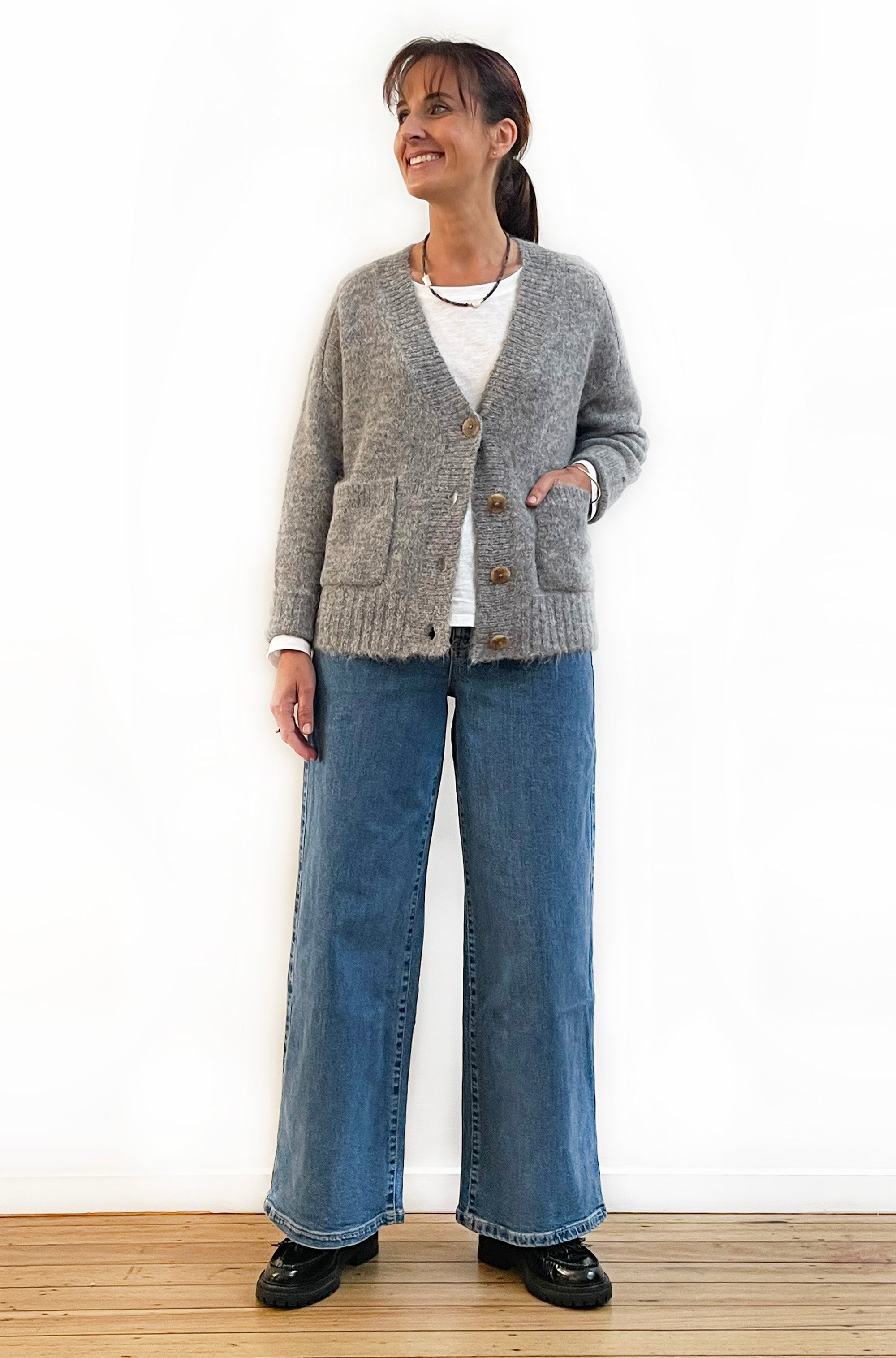 ALPACA/WOOL BLEND CROPPED CARDIGAN SILVER GREY