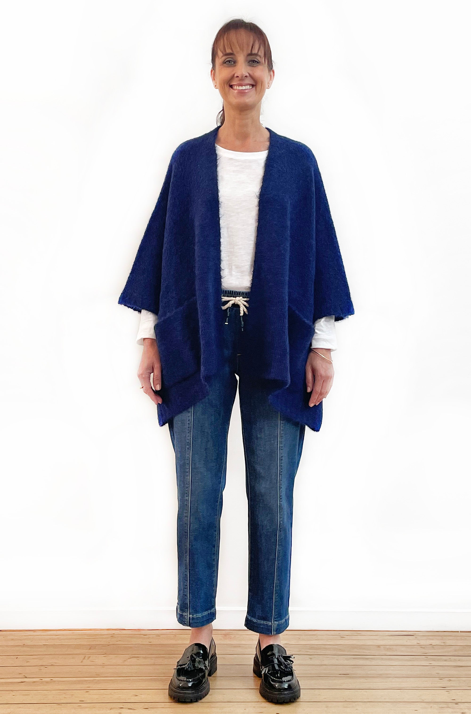 ALPACA WOOL BLEND SLEEVELESS OVERSIZED CARDI MIDNIGHT BLUE