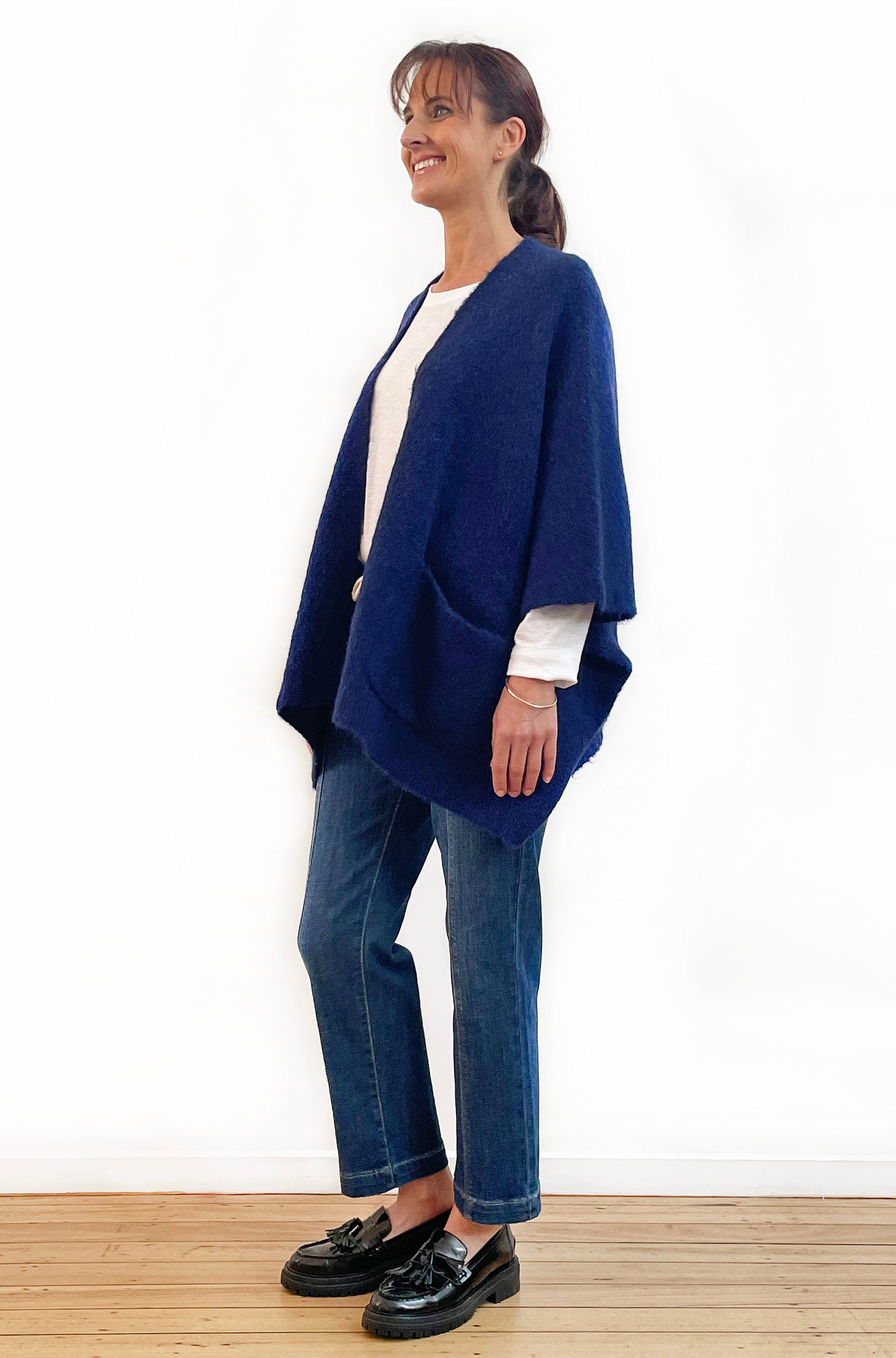 ALPACA WOOL BLEND SLEEVELESS OVERSIZED CARDI MIDNIGHT BLUE