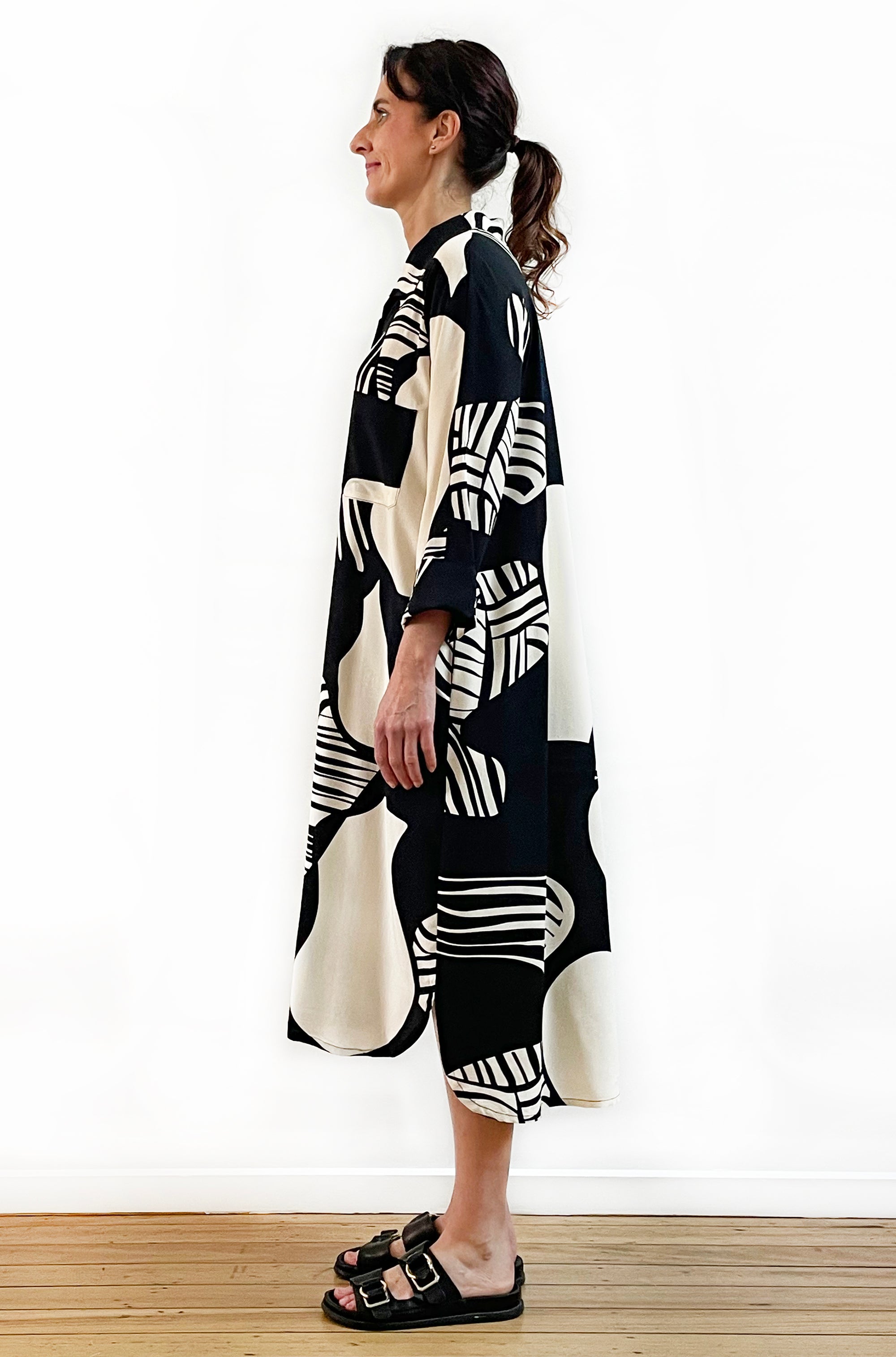 ART PRINT RAGLAN SHIRT DRESS