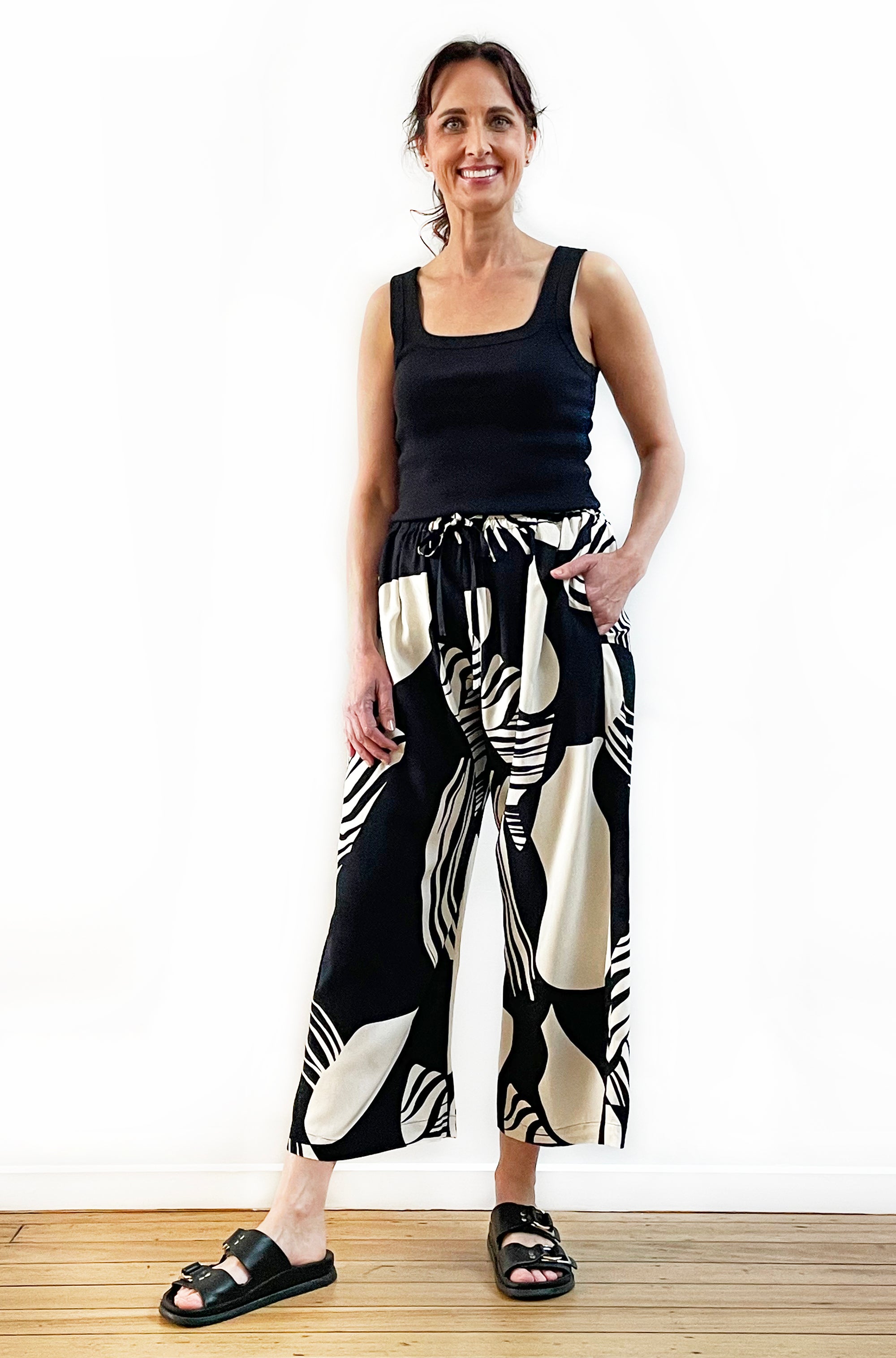 ART PRINT CROPPED WIDE LEG