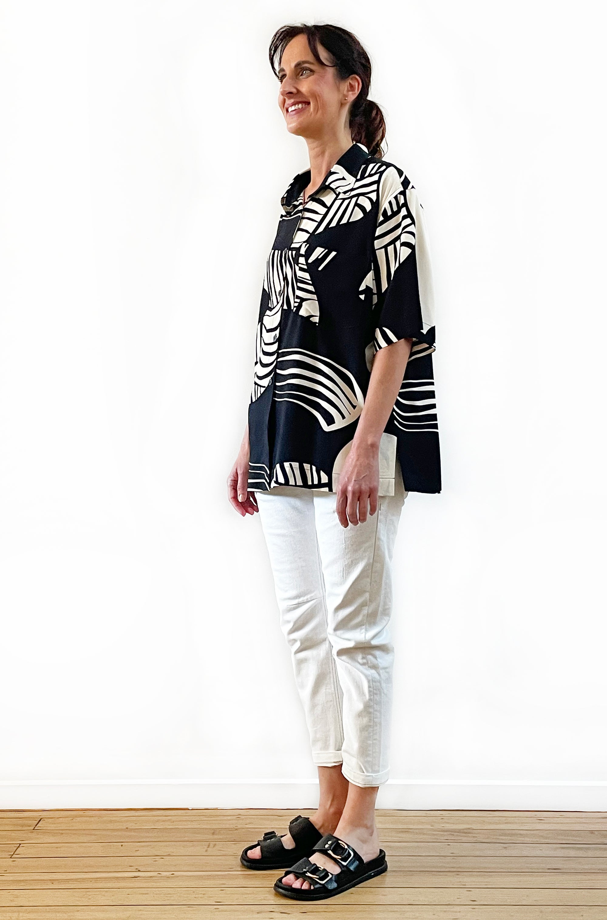 ART PRINT SHORT SLEEVE SHIRT