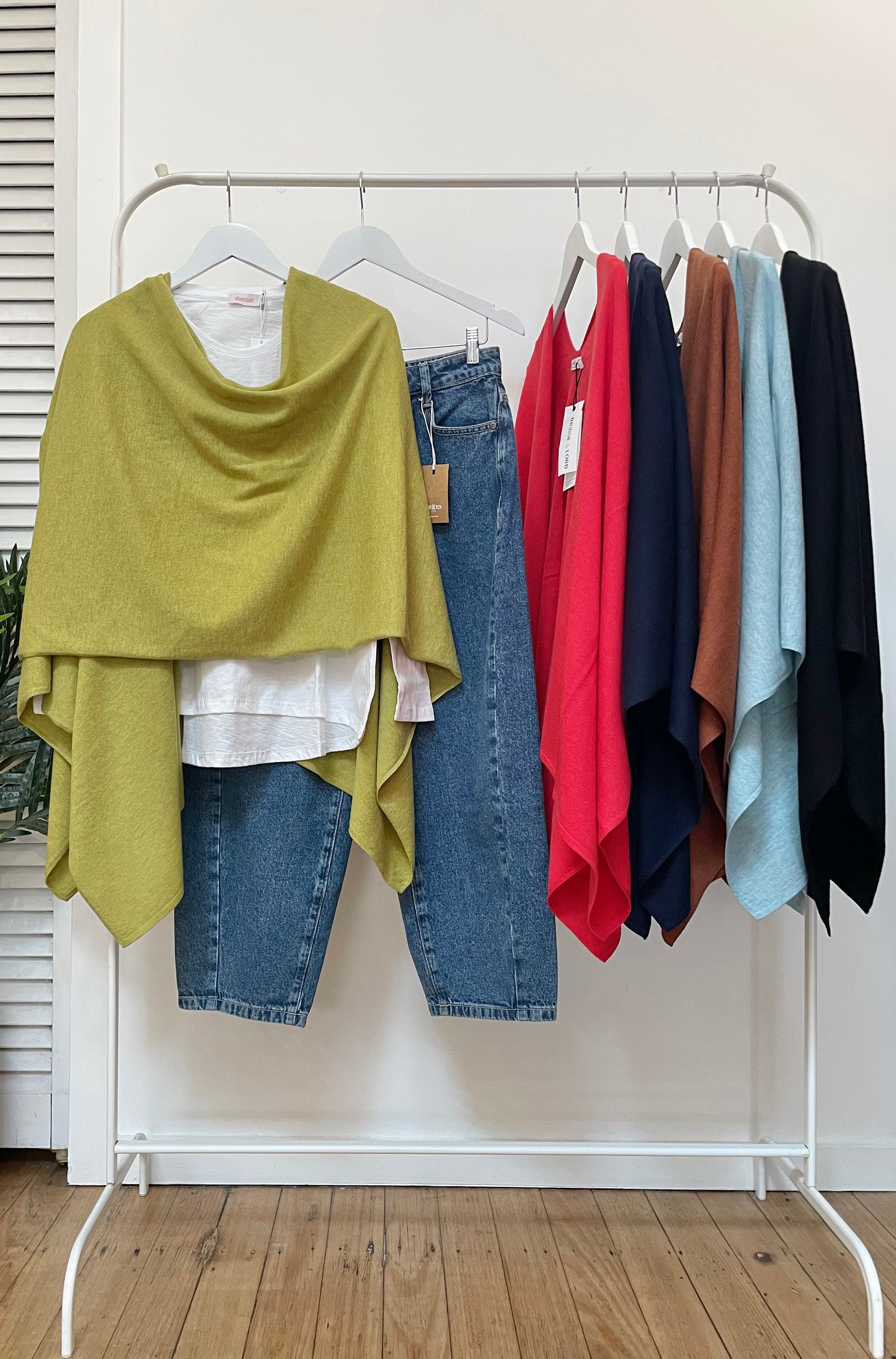 BRIDGE & LORD MERINO CASHMERE WRAP AQUAMARINE