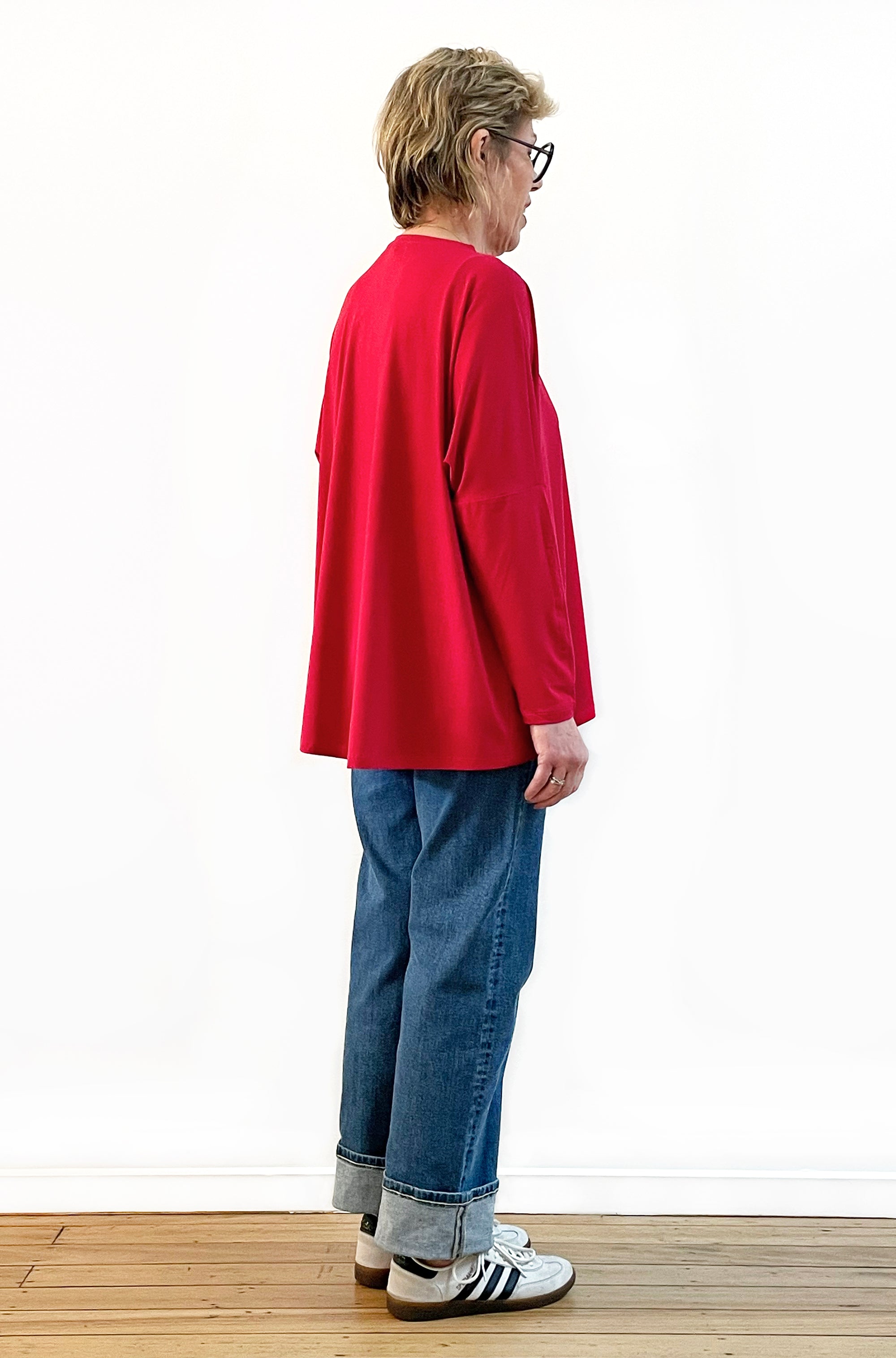 BAMBOO LONG SLEEVE CURVED HEM BOX TOP GERANIUM