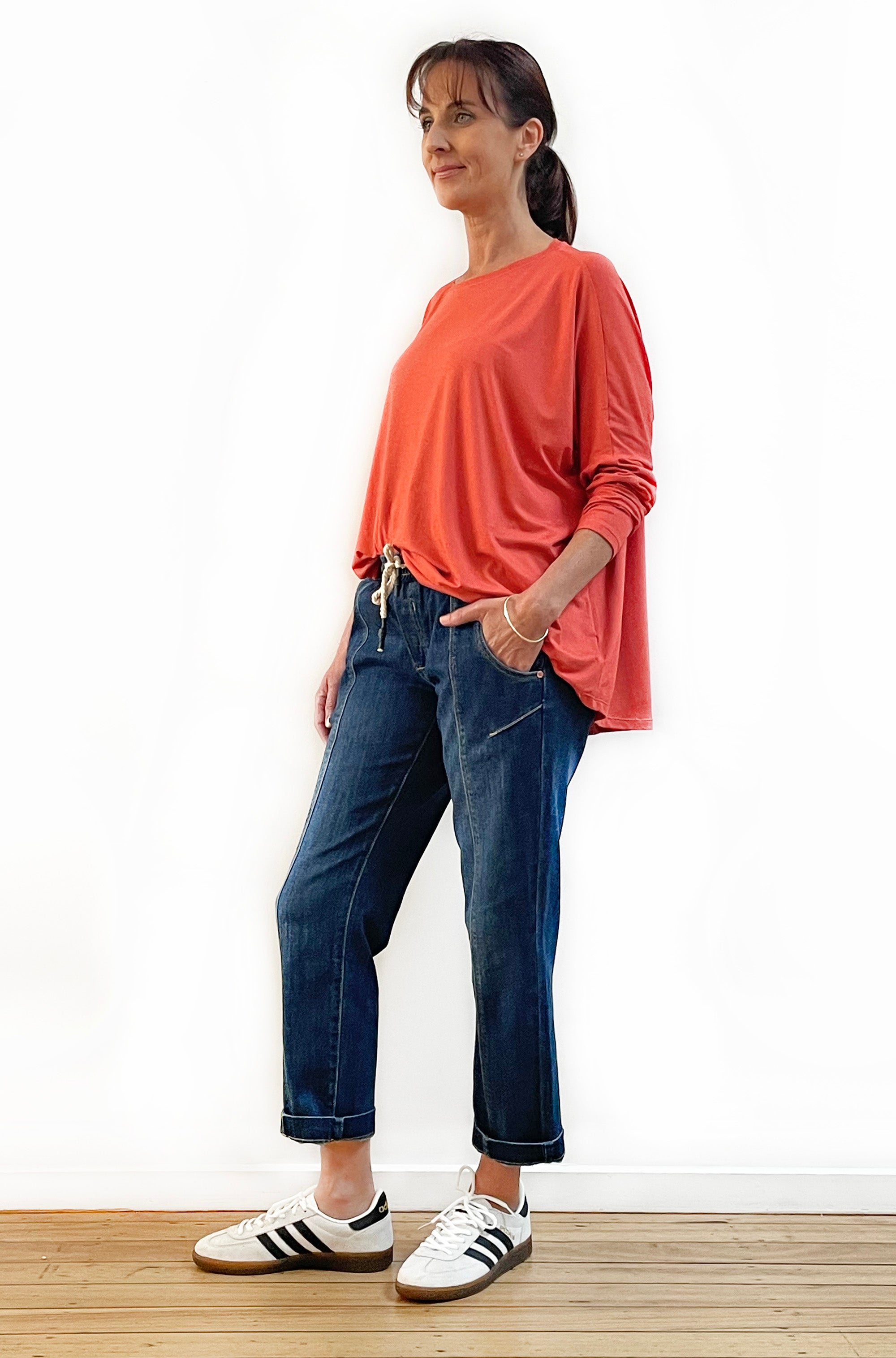BAMBOO LONG SLEEVE CURVED HEM BOX TOP PAPAYA
