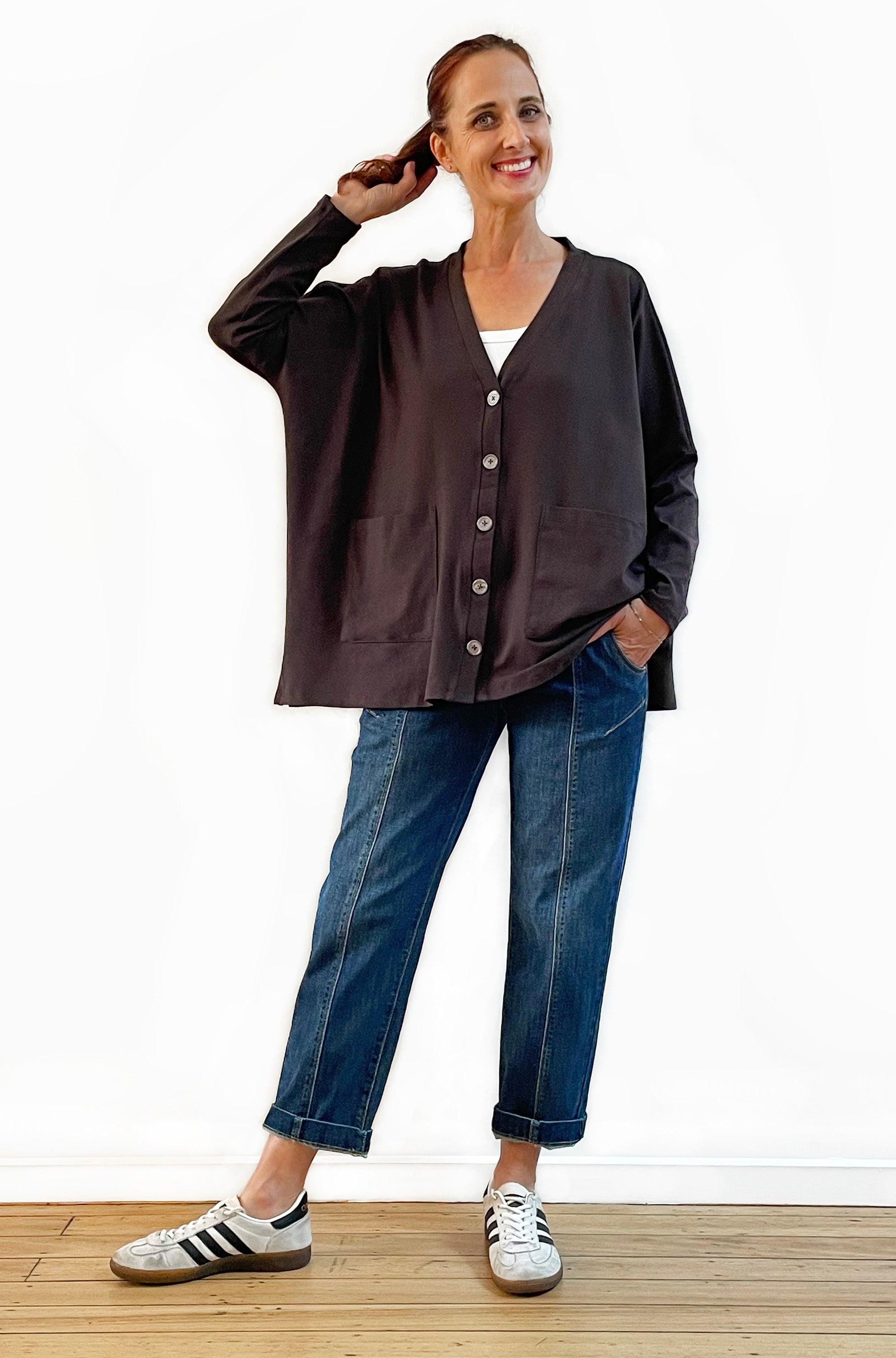 BAMBOO/ORGANIC COTTON BUTTON THRU CARDI CHOCOLATE