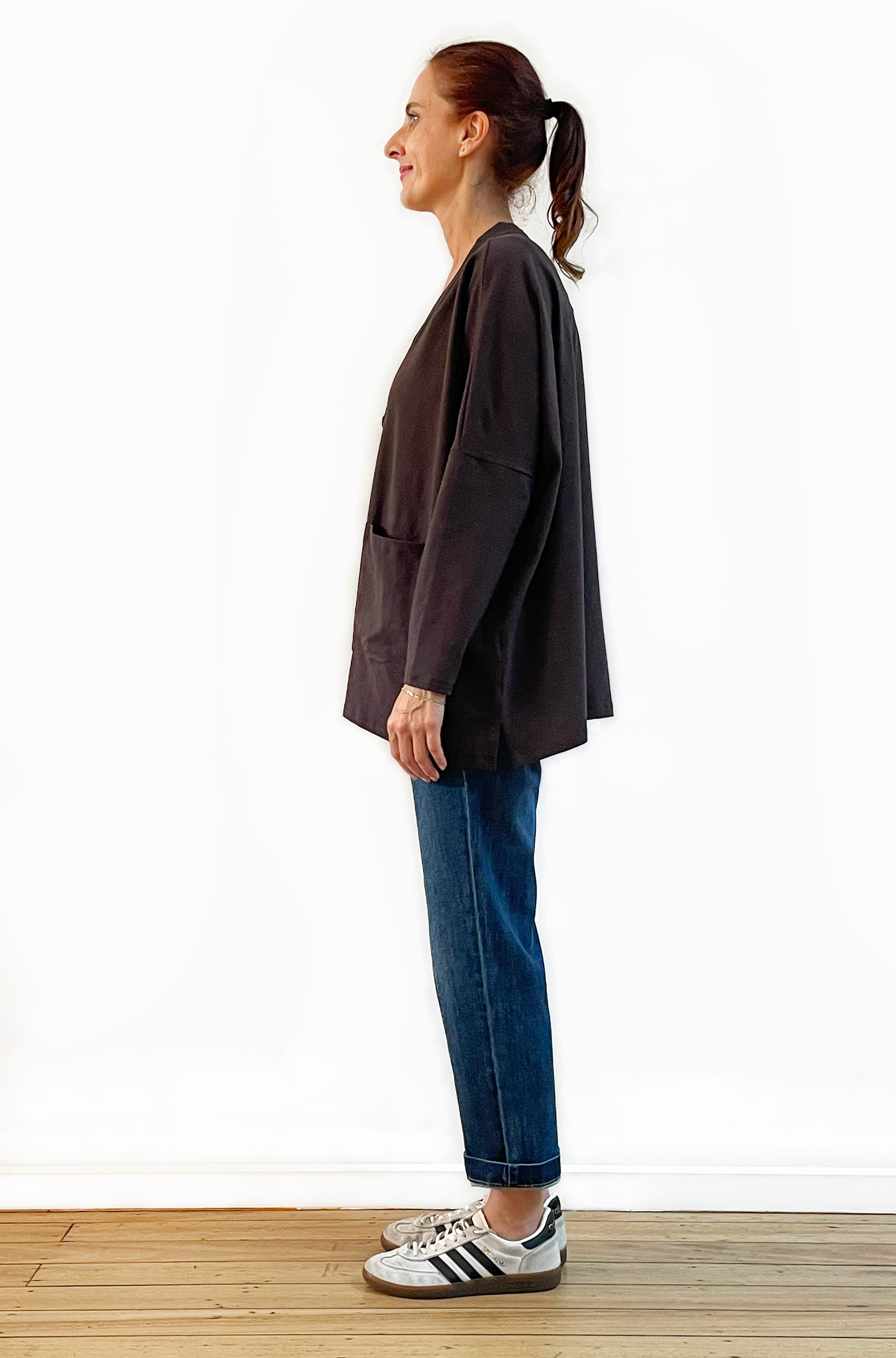 BAMBOO/ORGANIC COTTON BUTTON THRU CARDI CHOCOLATE