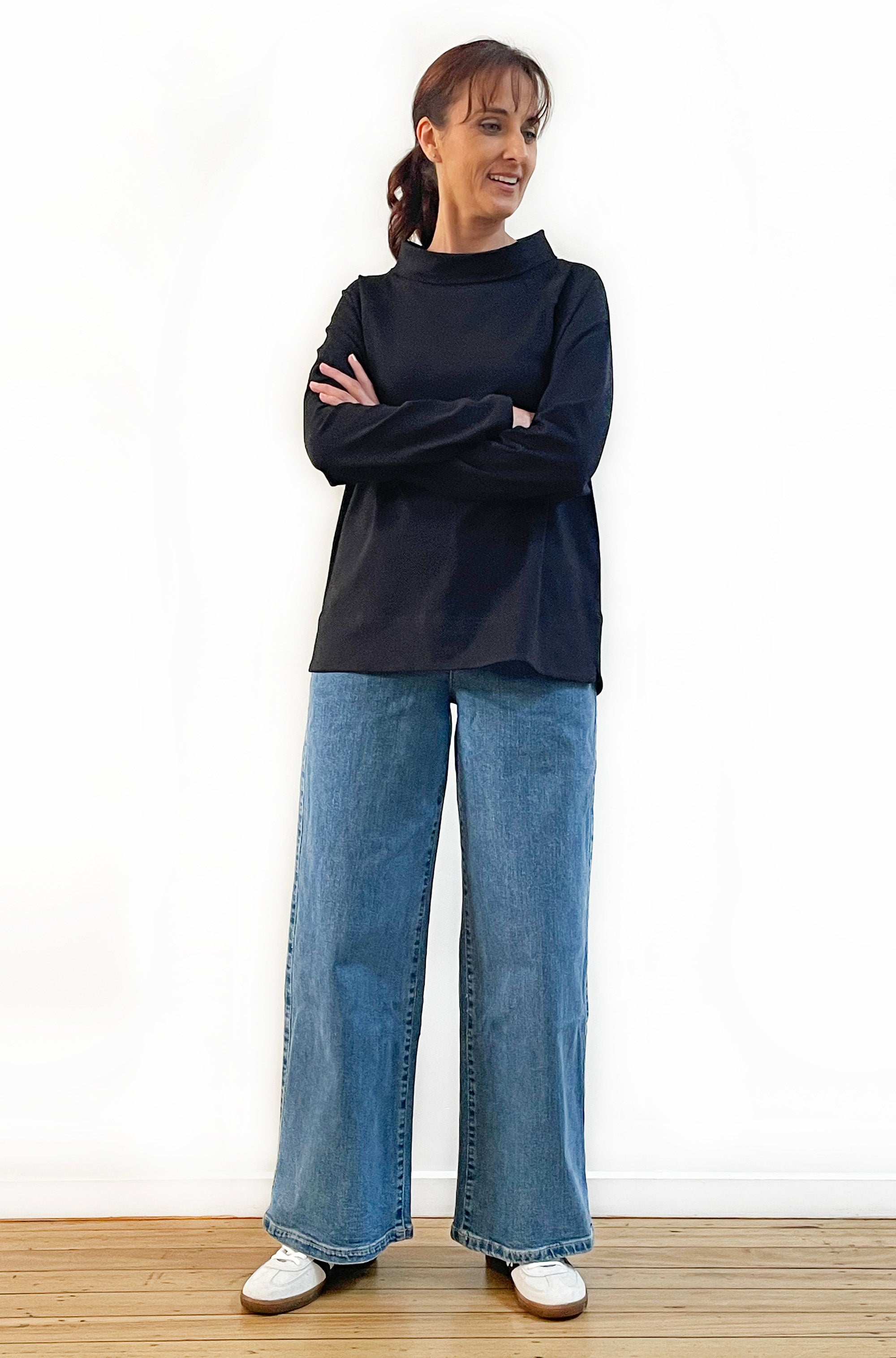 BAMBOO/ORGANIC COTTON ROLL NECK TOP BLACK