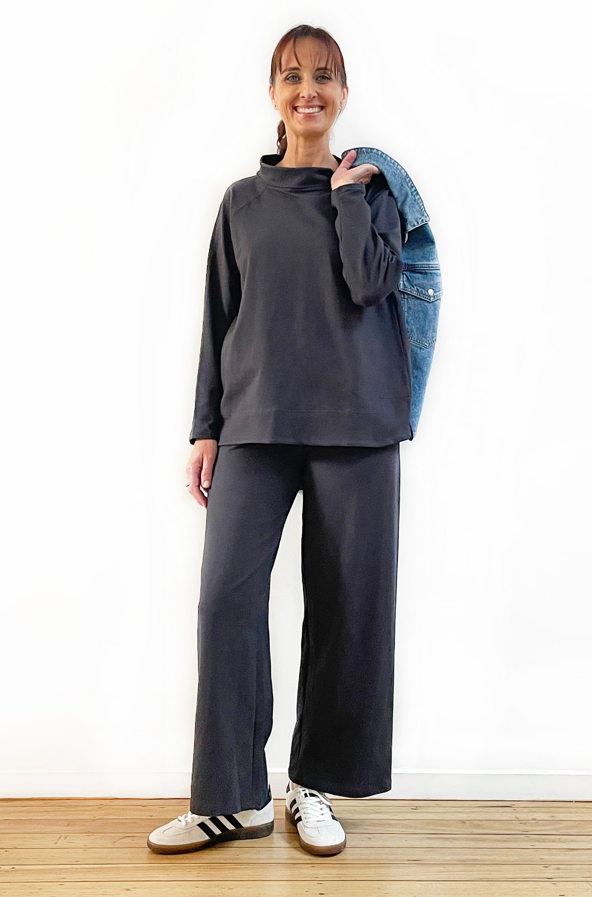 BAMBOO/ORGANIC COTTON ROLL NECK TOP GRAPHITE