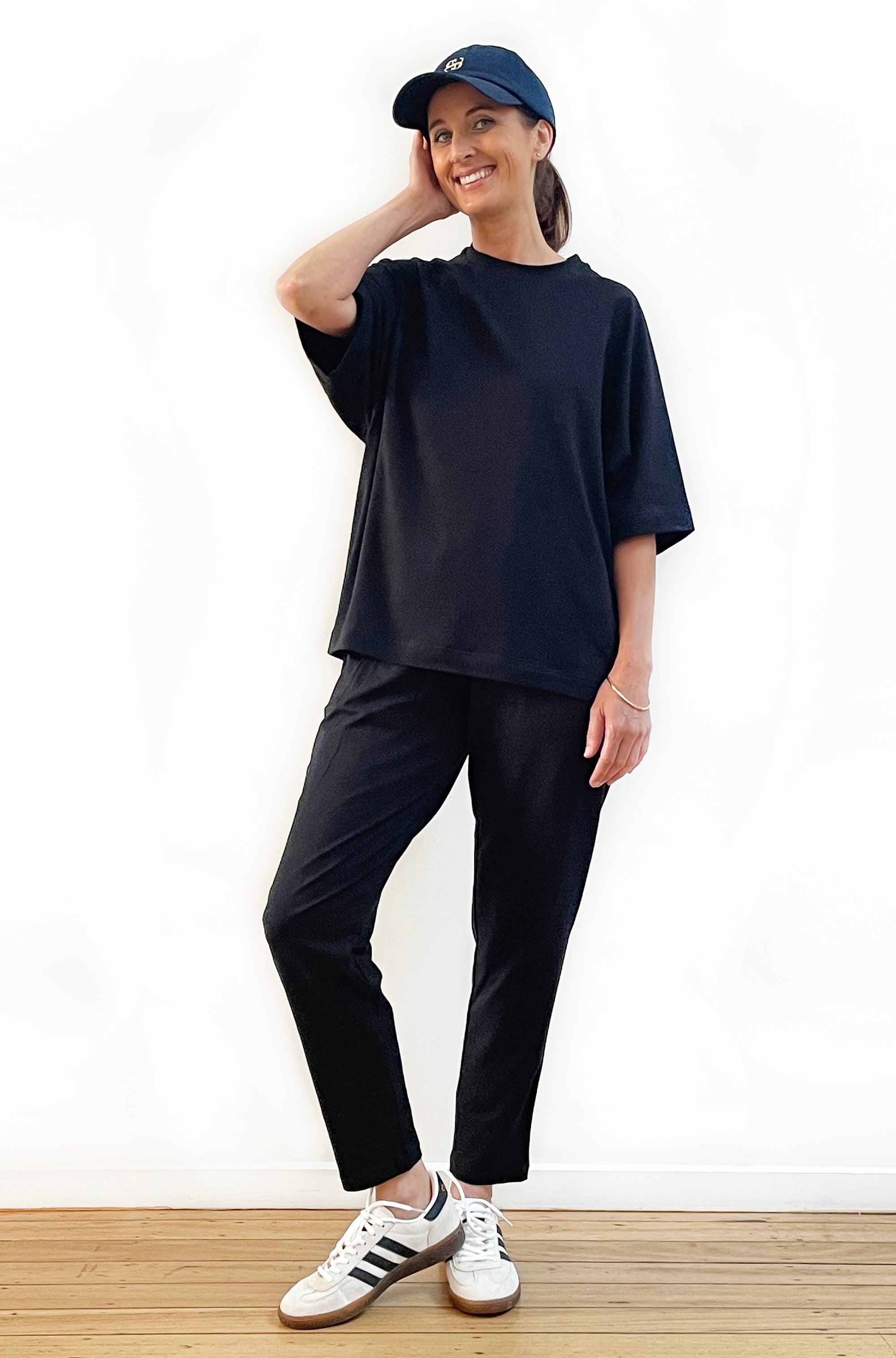 BAMBOO/ORGANIC COTTON SHORT SLEEVE RAGLAN TOP BLACK