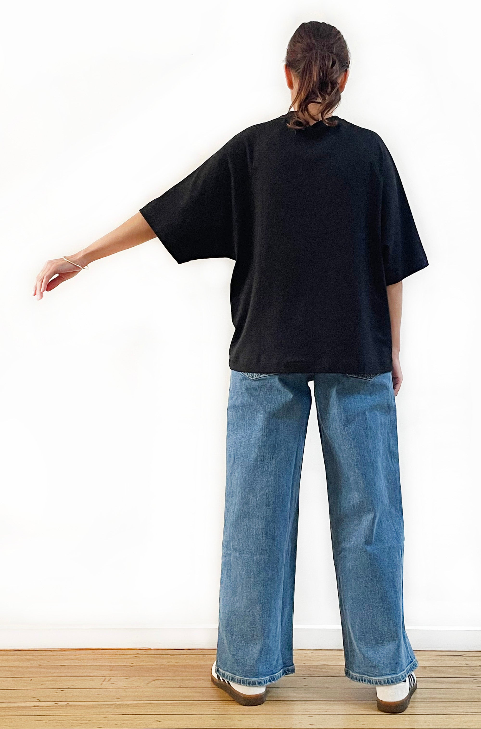 BAMBOO/ORGANIC COTTON SHORT SLEEVE RAGLAN TOP BLACK