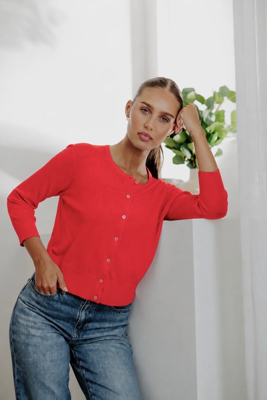 BRIDGE & LORD LINEN/COTTON 3/4 SLEEVE CROPPED CARDI GERANIUM