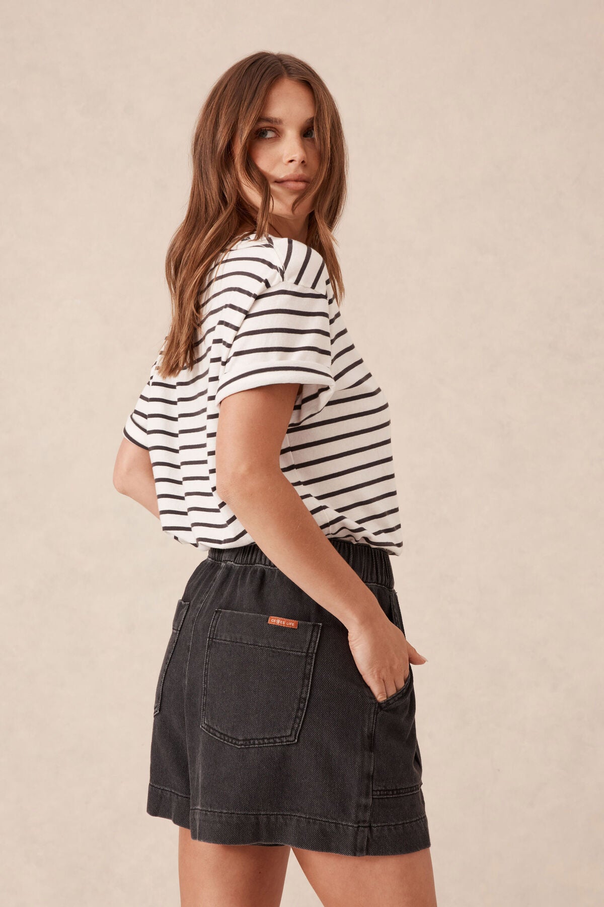 CERES LIFE DARCY RELAXED EVERYDAY SHORT VINTAGE BLACK TWILL