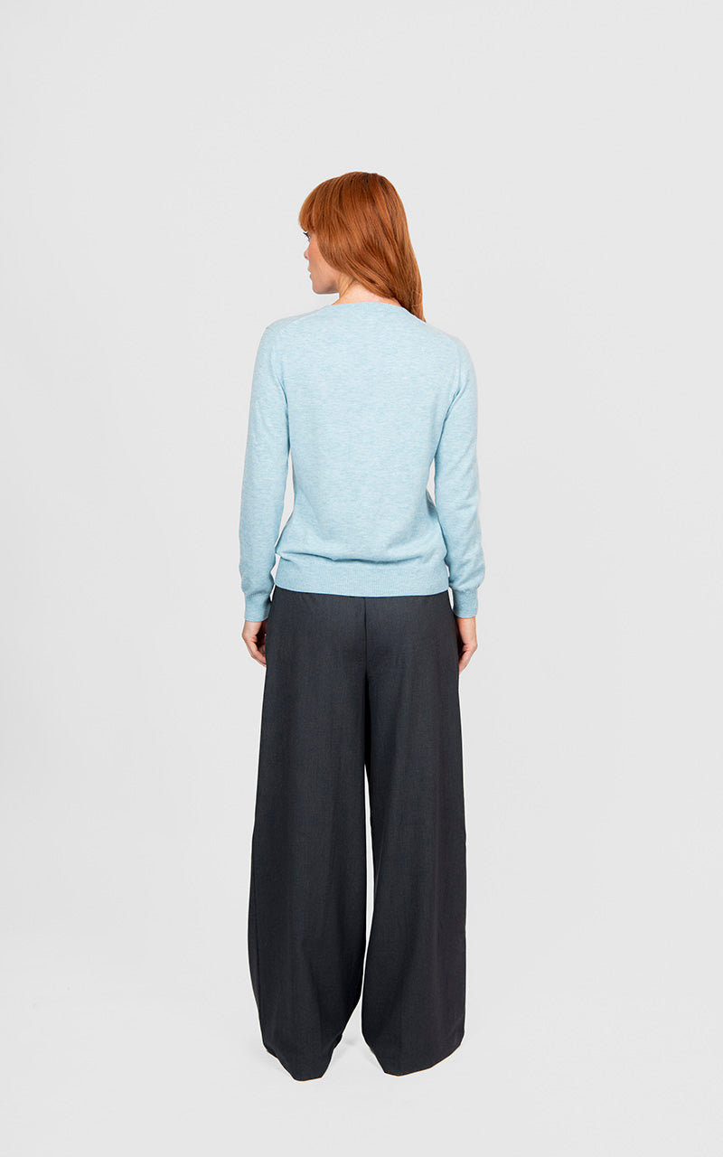 BRIDGE & LORD MERINO CASHMERE CHLOE CREW NECK PULLOVER AQUAMARINE