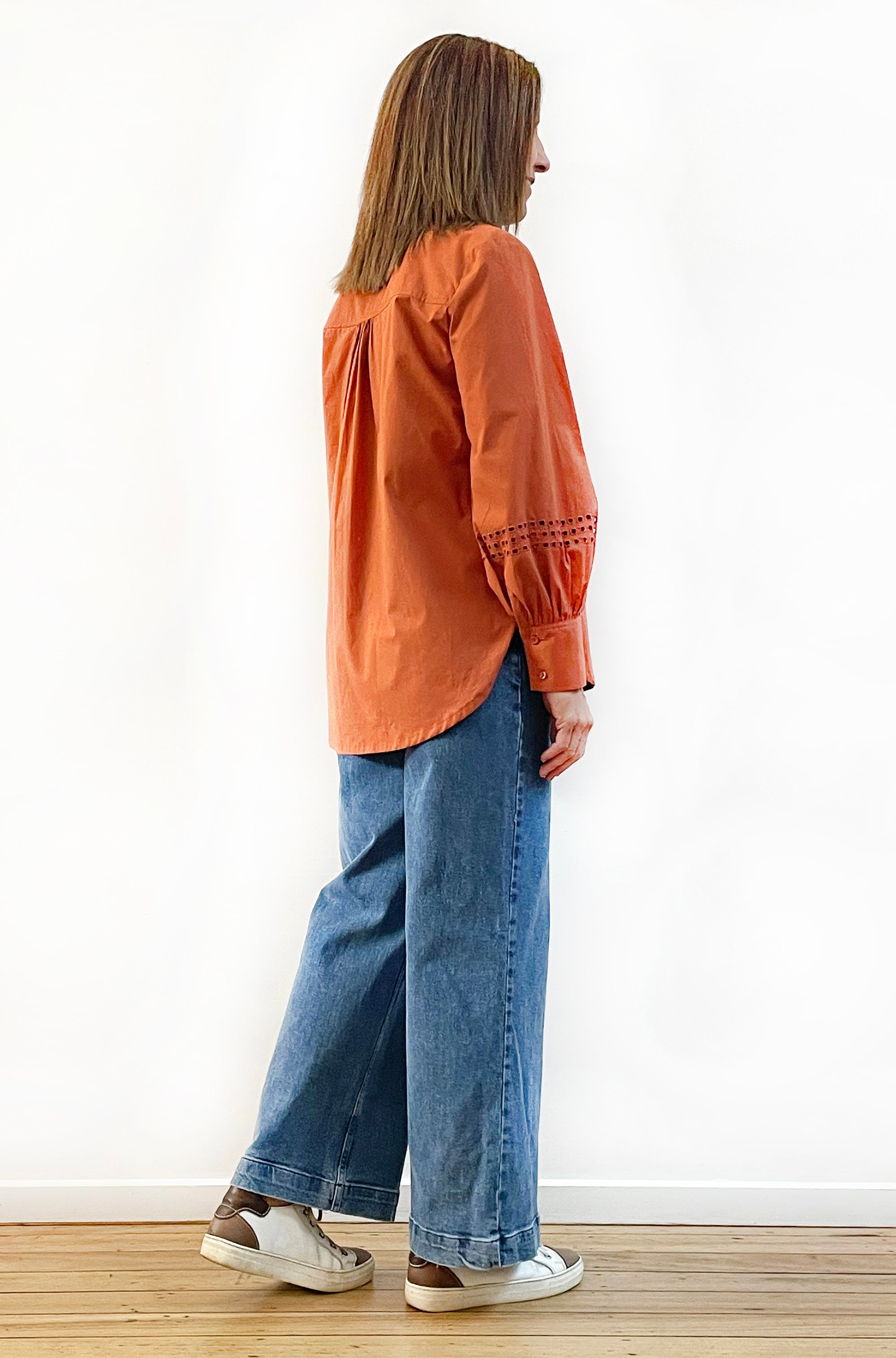 COTTON SLIM CUT CLASSIC CUTWORK SHIRT SPICE