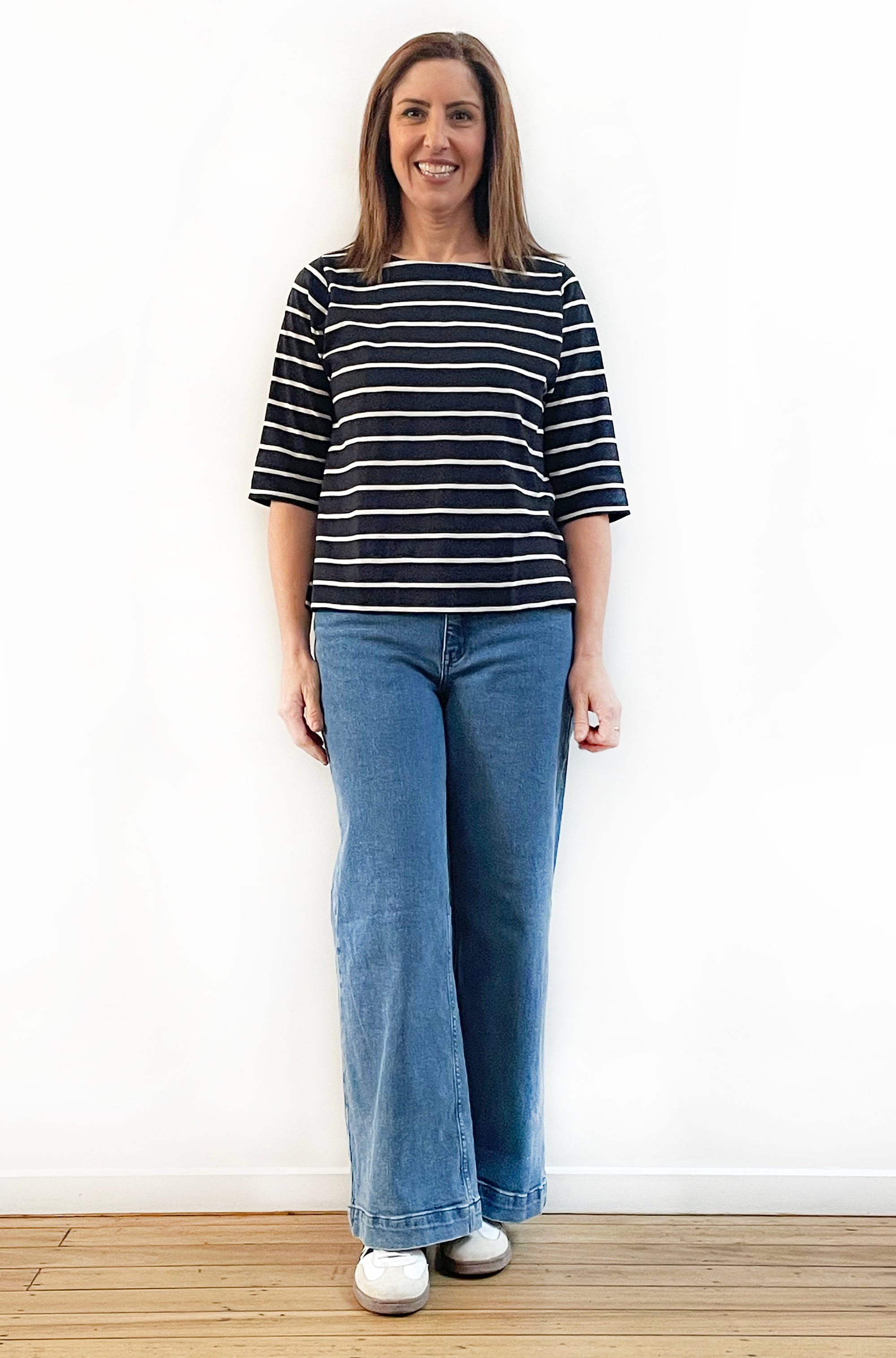 100% COTTON 3/4 SLEEVE FITTED TEE BLACK STRIPE