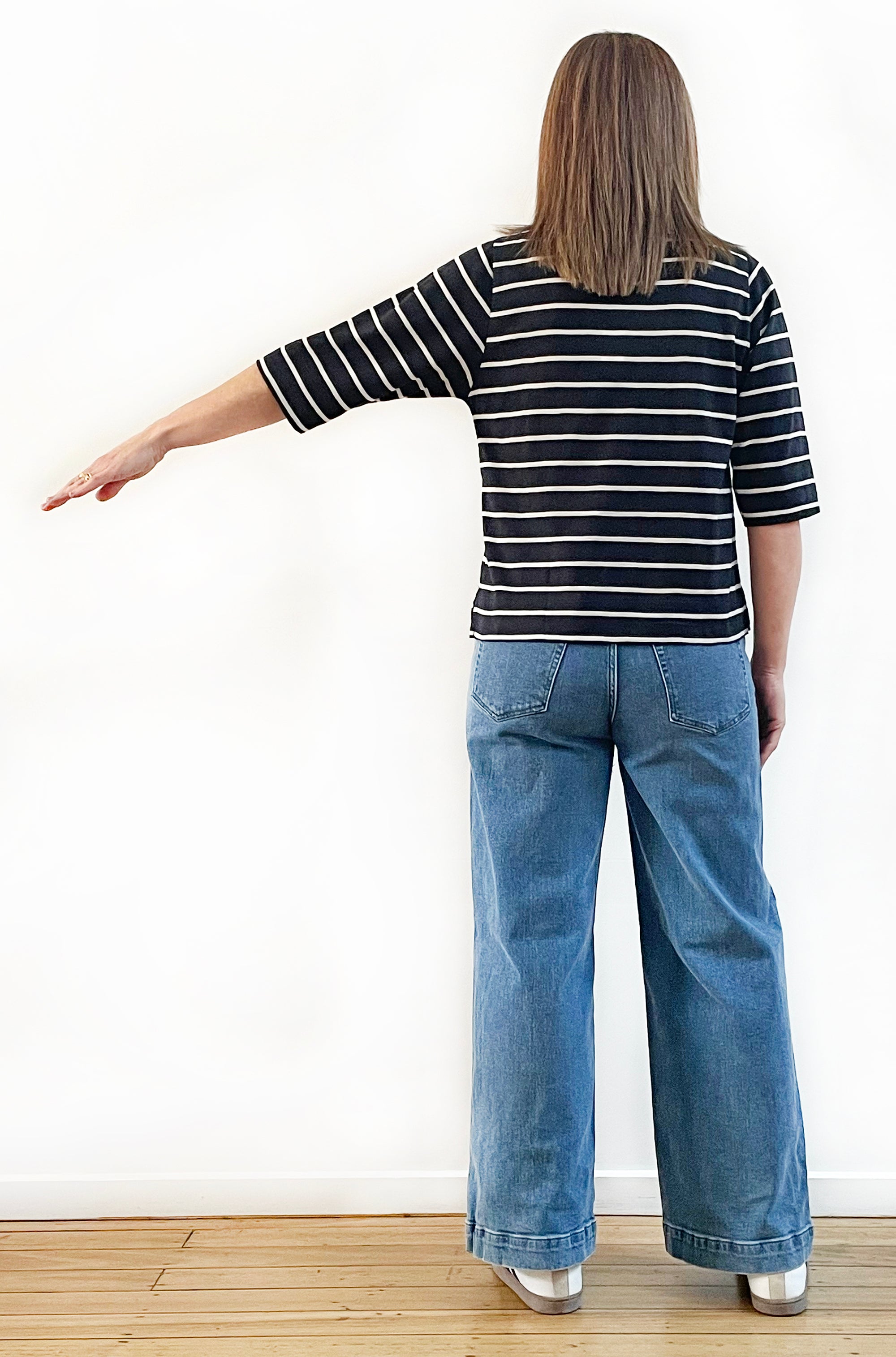 100% COTTON 3/4 SLEEVE FITTED TEE BLACK STRIPE