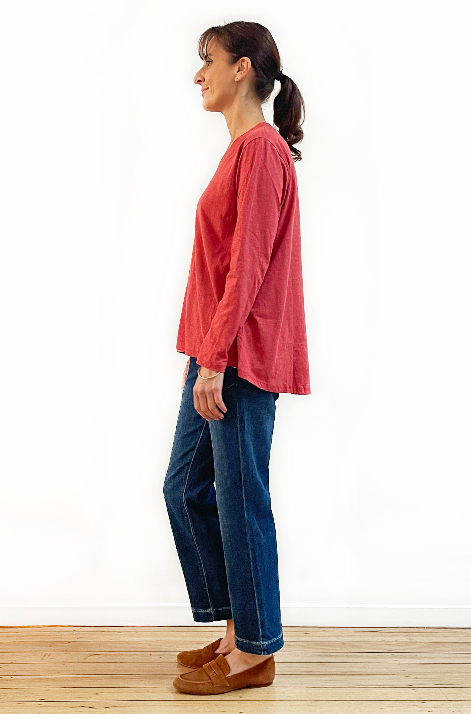 100% COTTON LONG SLEEVE HI LO TEE BRICK RED