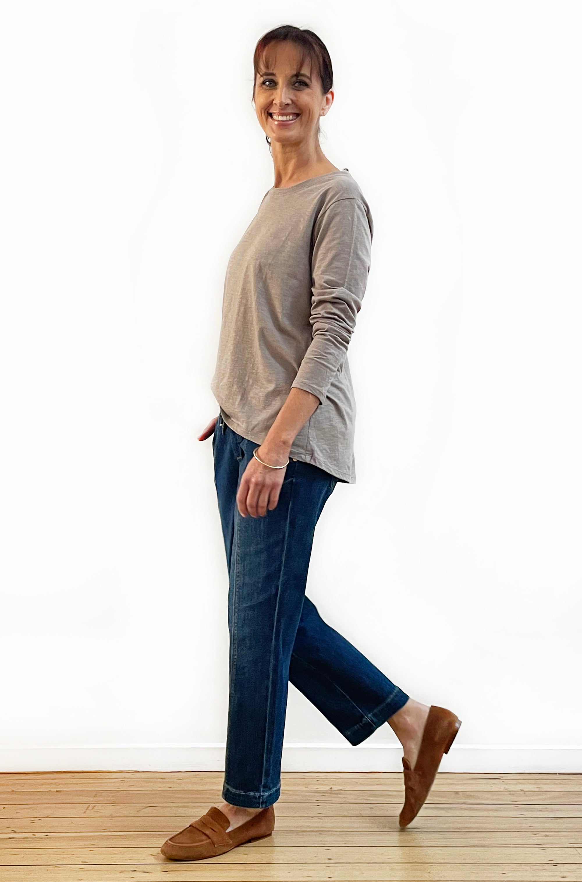 100% COTTON LONG SLEEVE HI LO TEE TAUPE