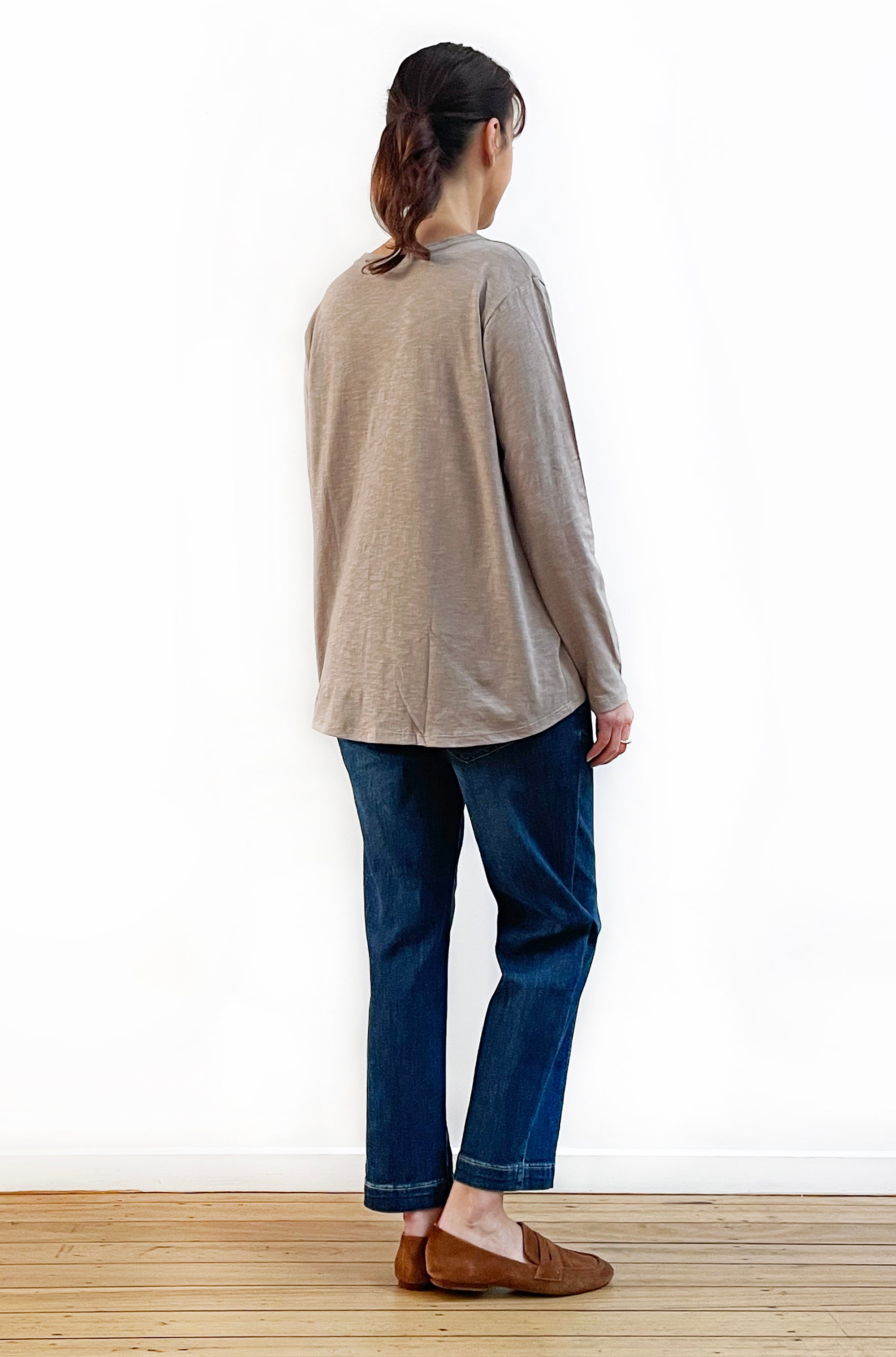 100% COTTON LONG SLEEVE HI LO TEE TAUPE