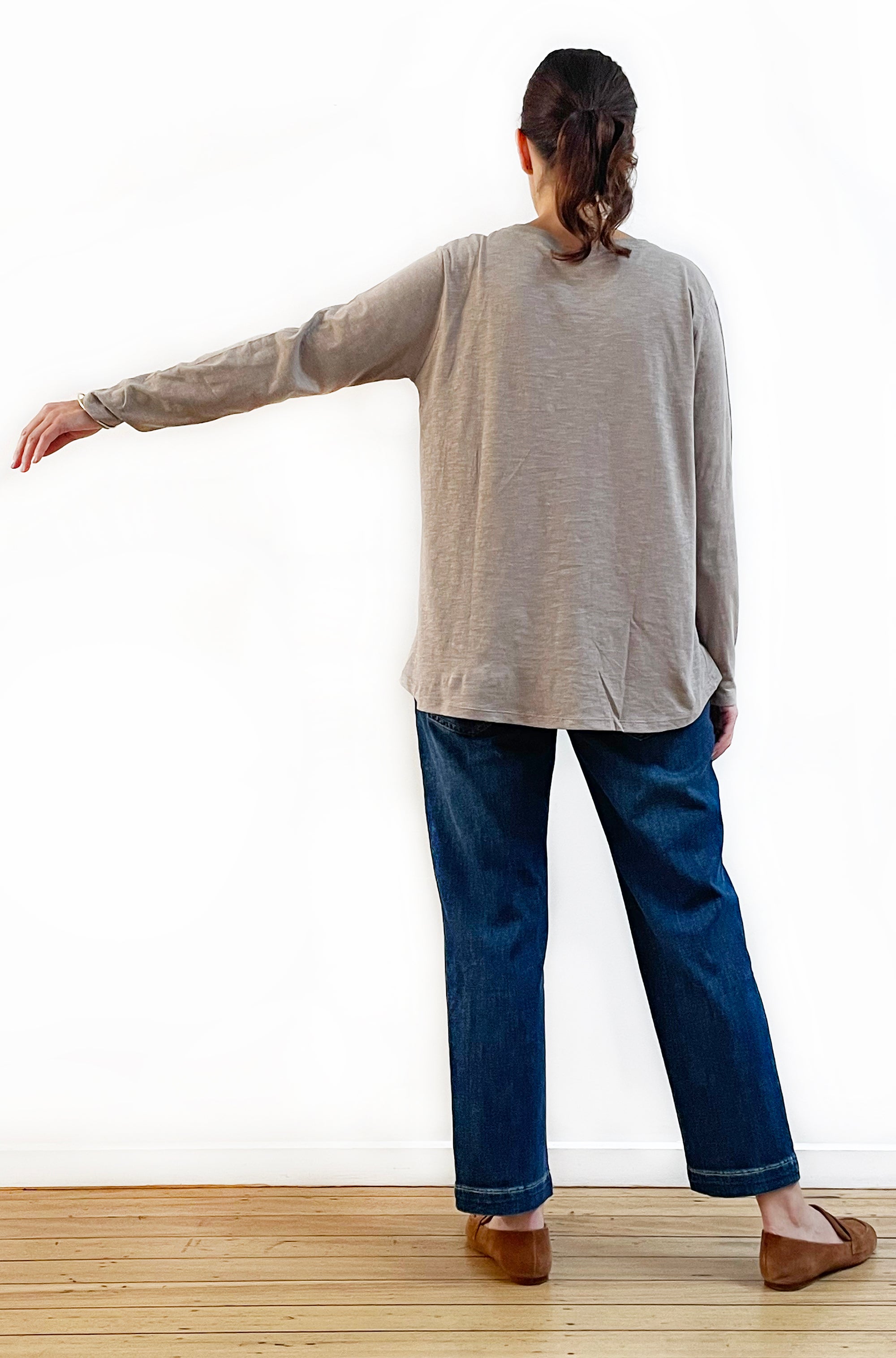 100% COTTON LONG SLEEVE HI LO TEE TAUPE
