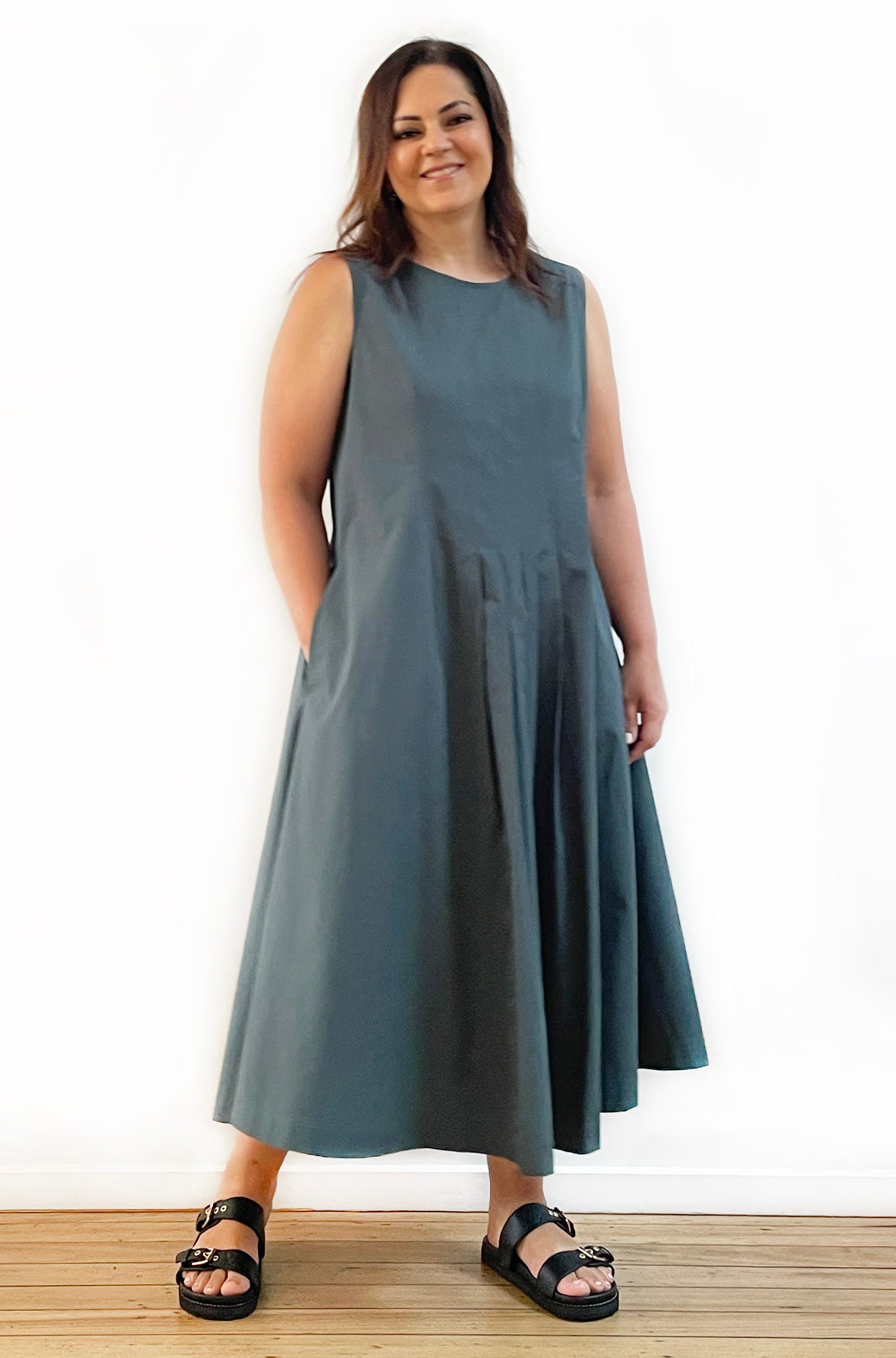 COTTON PLEAT FRONT DRESS MINERAL GREEN