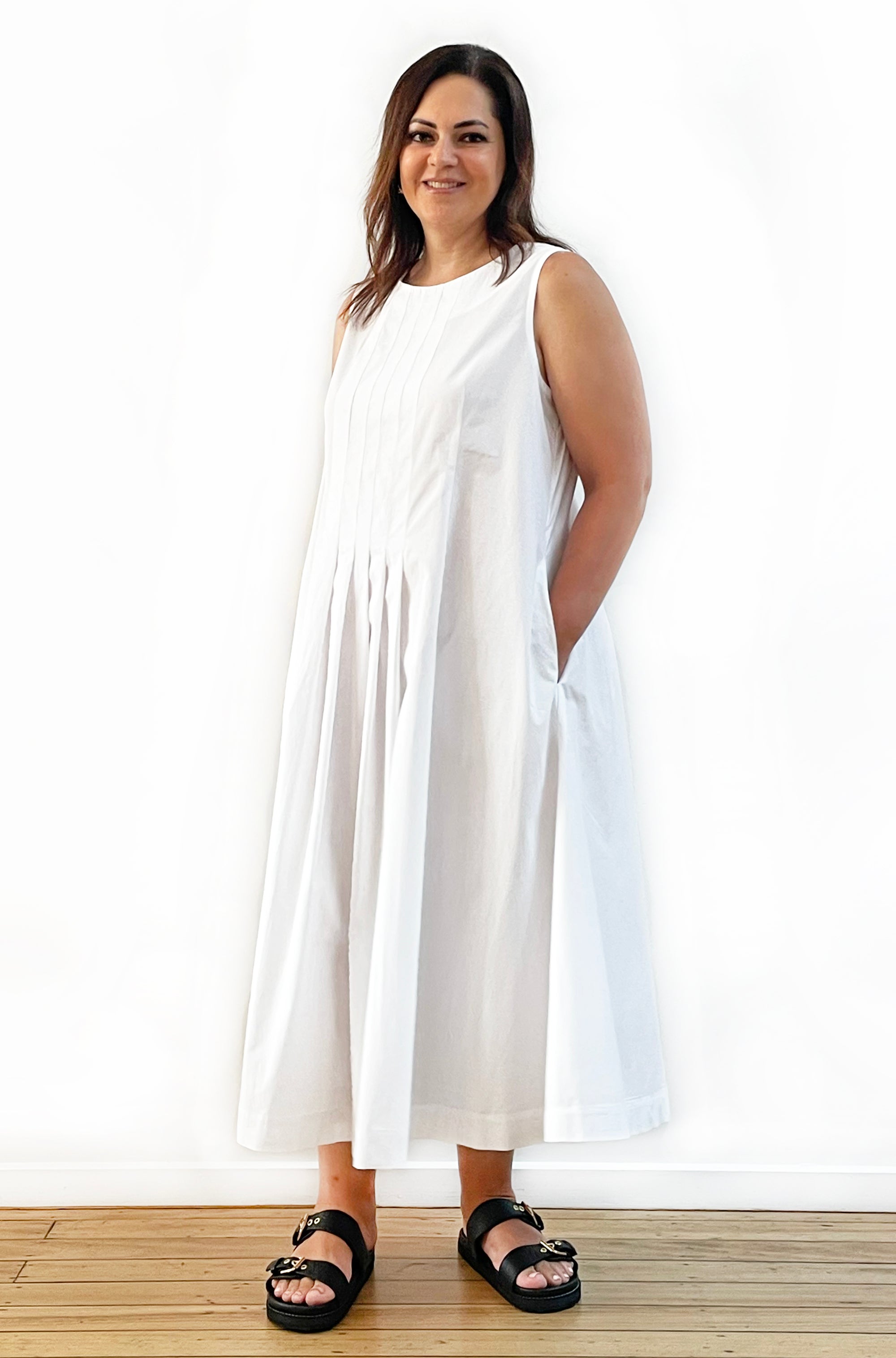 COTTON PLEAT FRONT DRESS WHITE