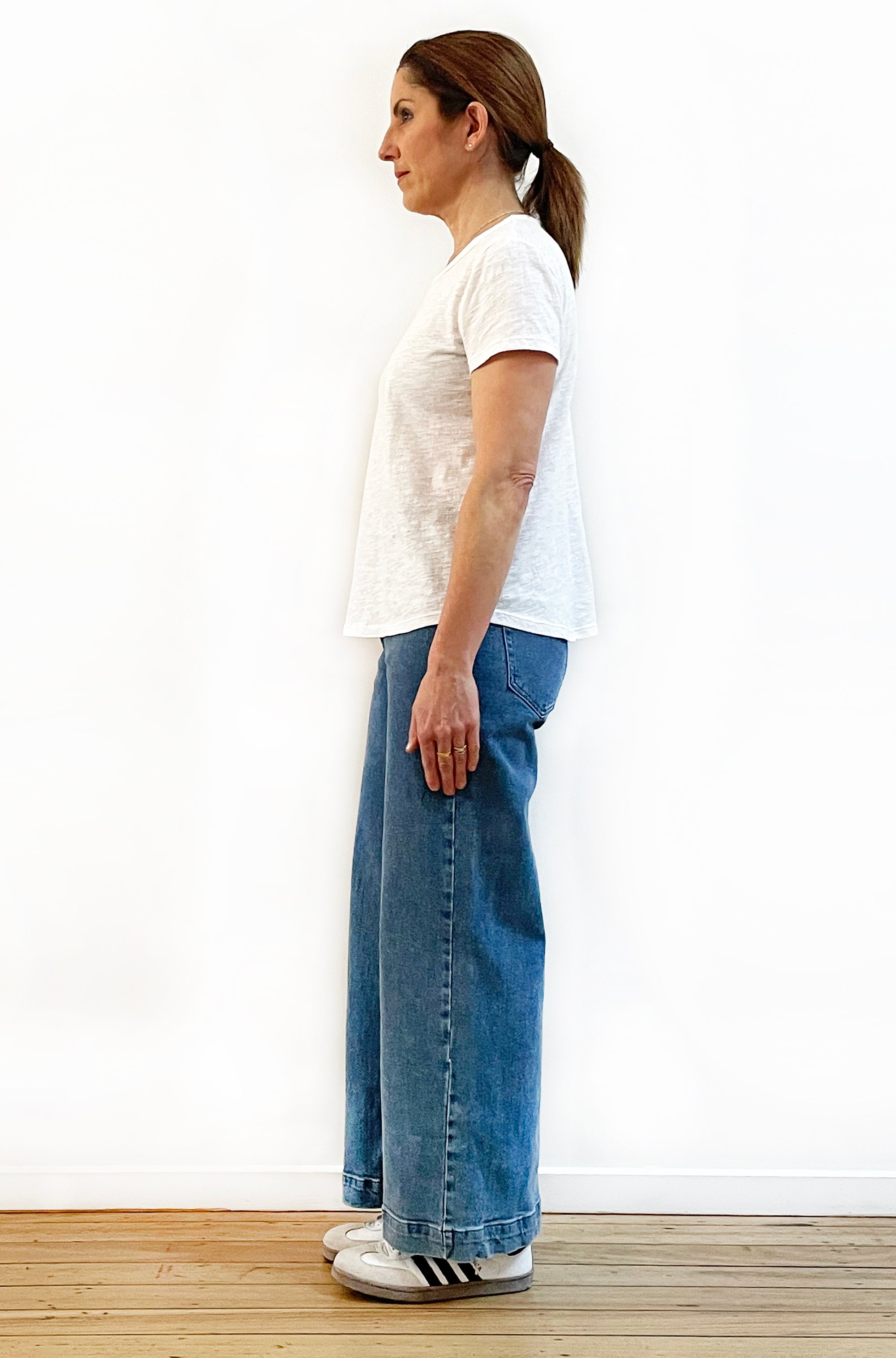 100% COTTON SHORT SLEEVE FITTED TEE WHITE