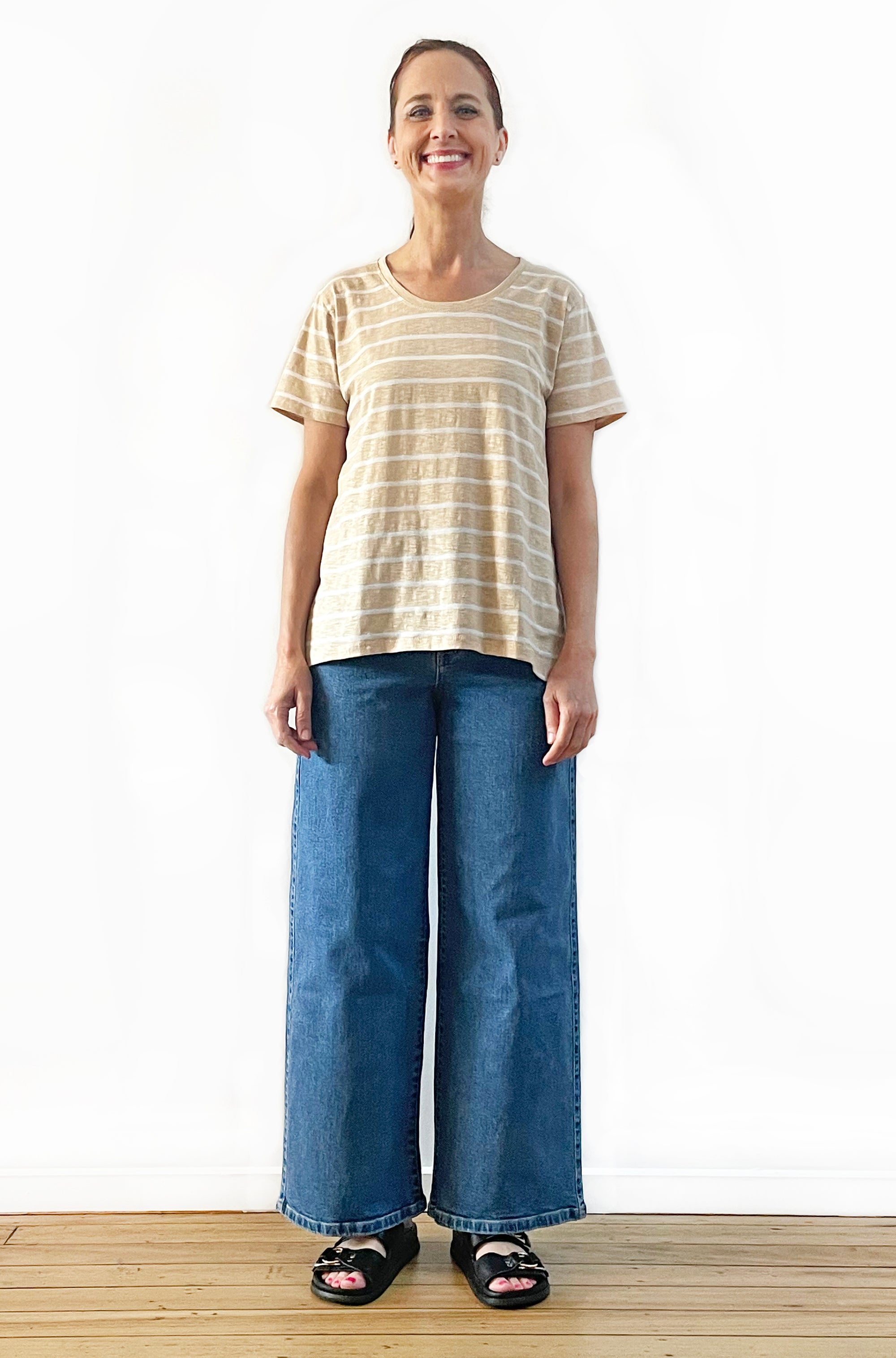 COTTON SHORT SLEEVE HI LO TEE WHEAT STRIPE