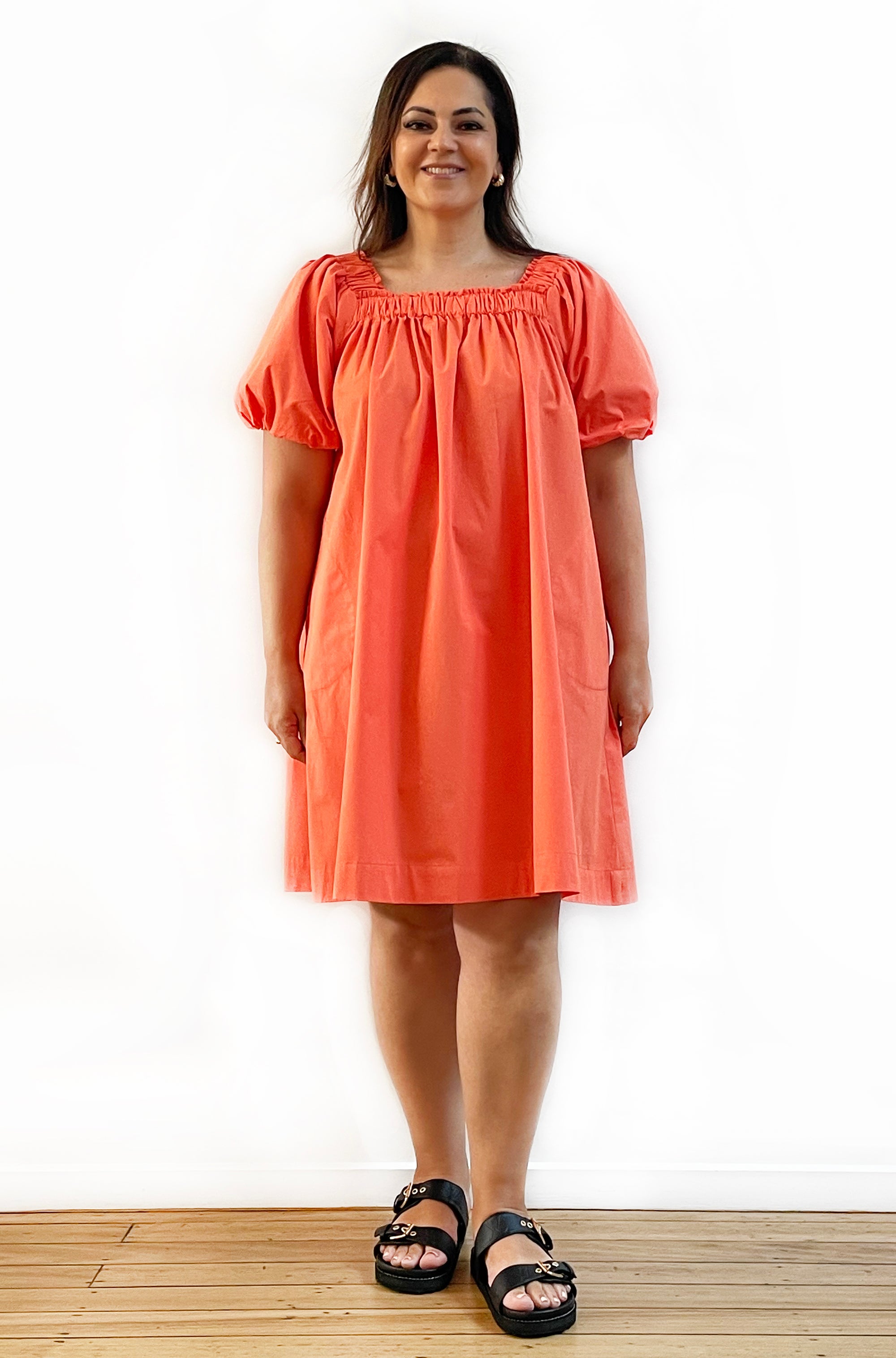COTTON SQUARE NECK PUFF SLEEVE DRESS TANGELO
