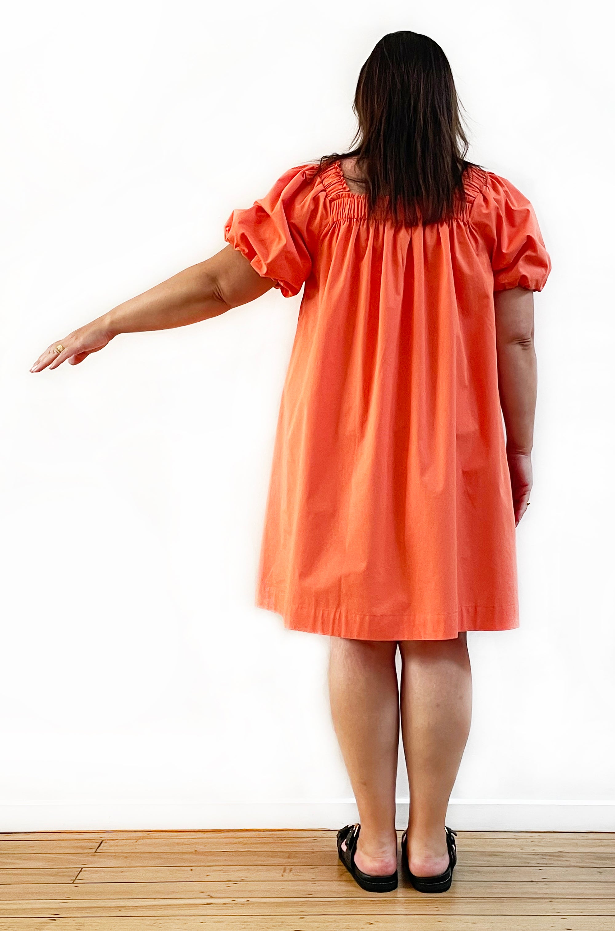 COTTON SQUARE NECK PUFF SLEEVE DRESS TANGELO