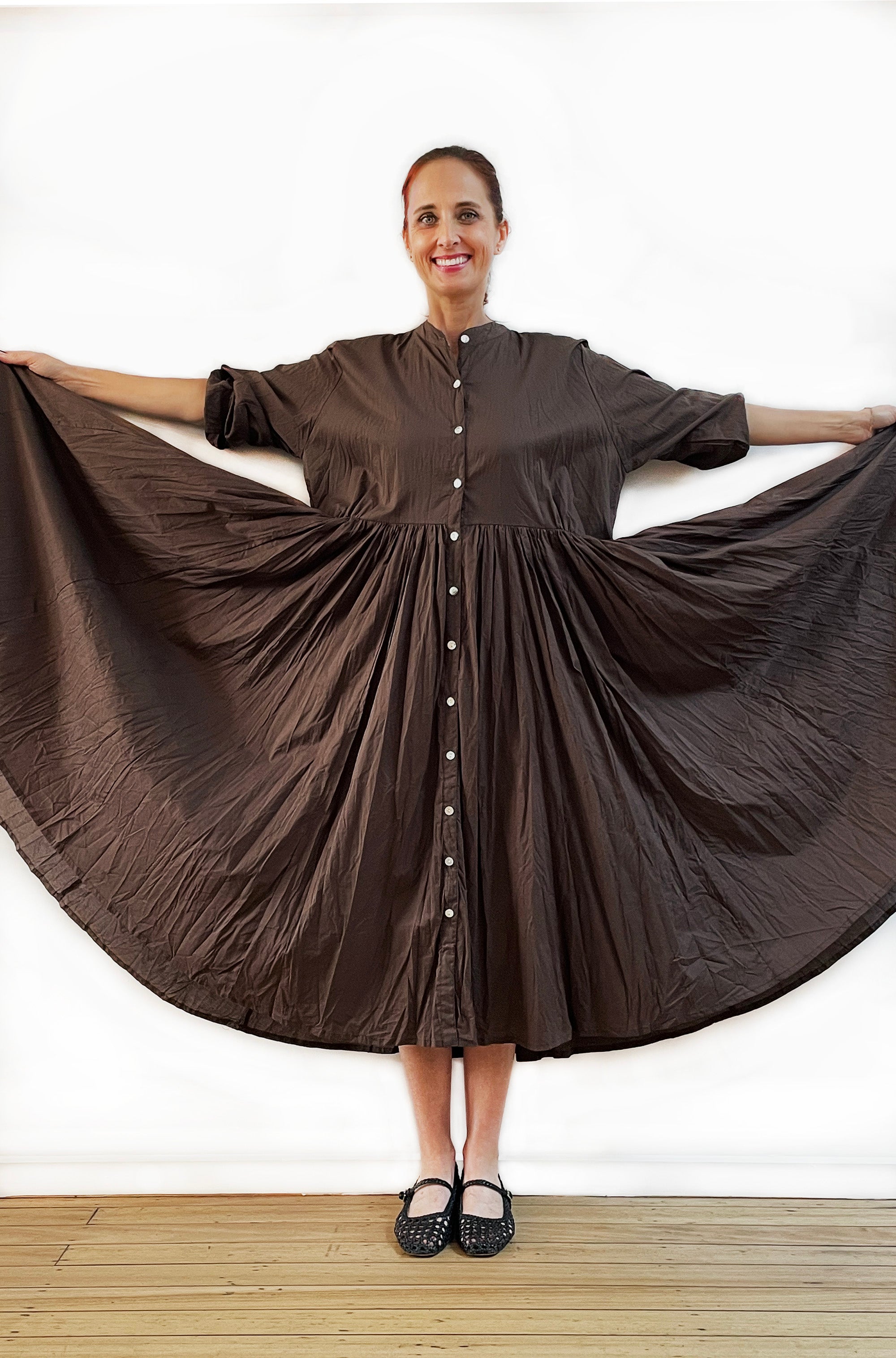 COTTON TWIST & GO BUTTON THRU DRESS CHOCOLATE